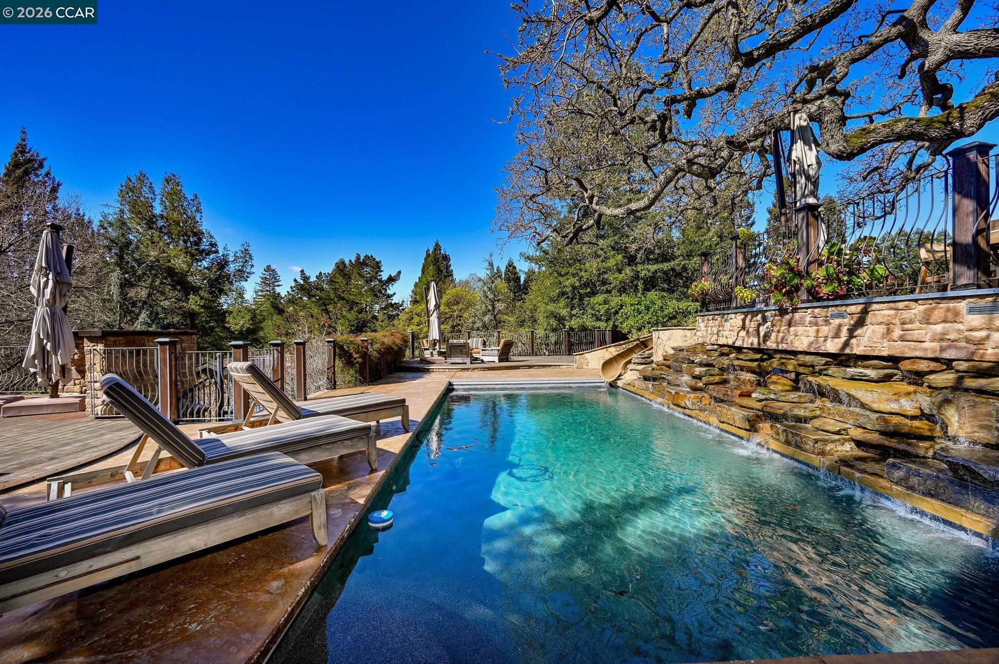 Detail Gallery Image 48 of 60 For 321 Livorna Heights Rd, Alamo,  CA 94507-1326 - 6 Beds | 4 Baths