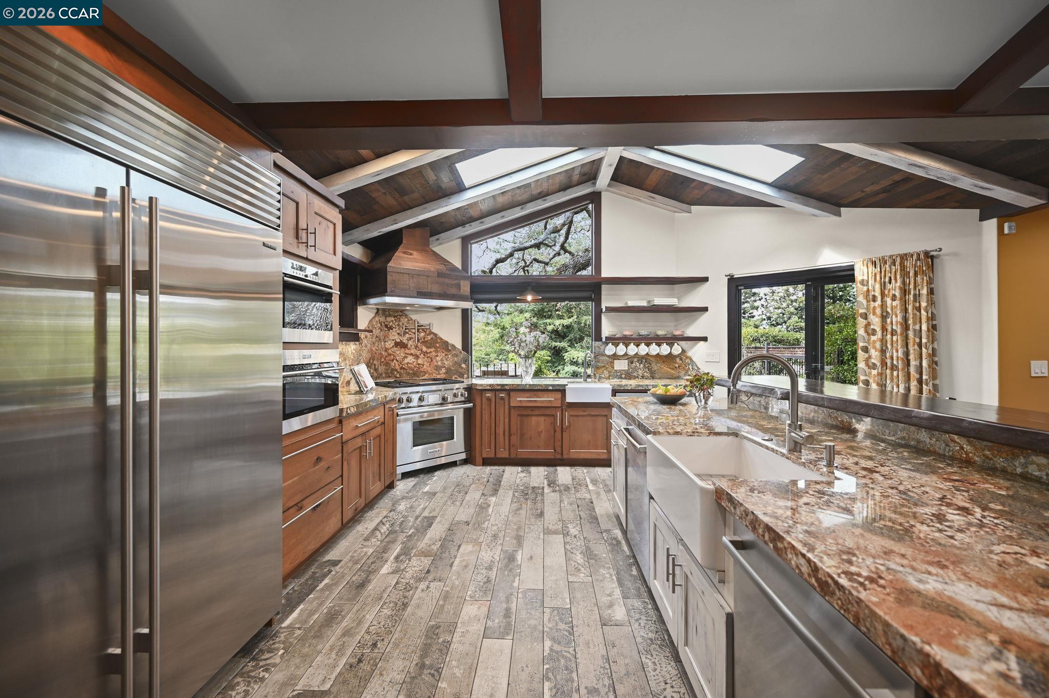 Detail Gallery Image 8 of 60 For 321 Livorna Heights Rd, Alamo,  CA 94507-1326 - 6 Beds | 4 Baths