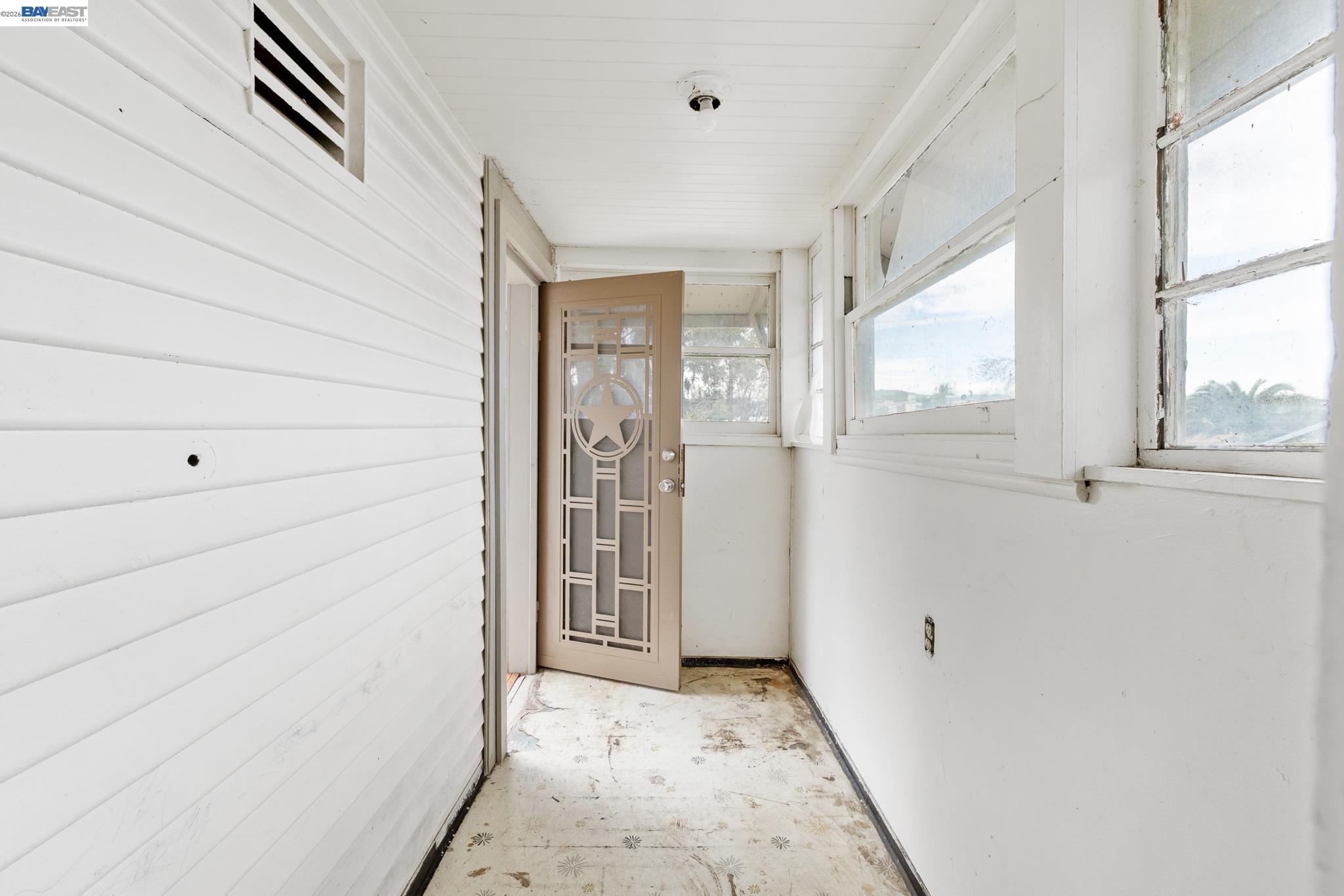 Detail Gallery Image 17 of 54 For 231 West 9th, Pittsburg,  CA 94565 - – Beds | – Baths