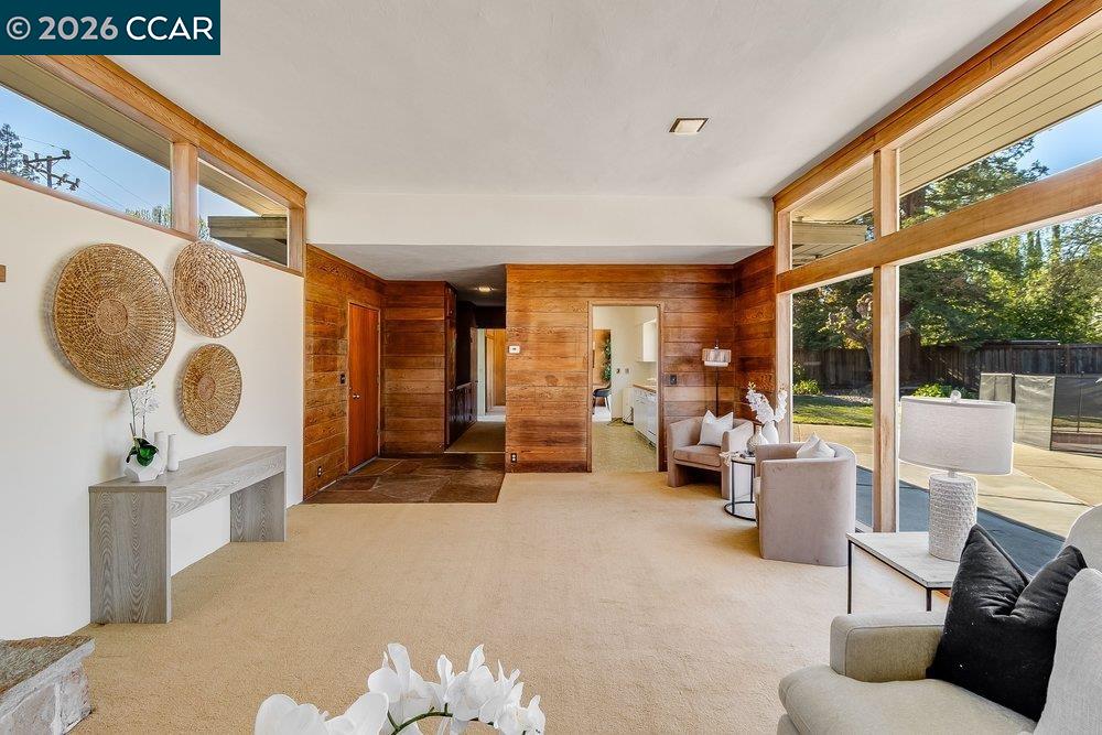 Detail Gallery Image 13 of 57 For 1680 Lilac Dr., Walnut Creek,  CA 94595 - 4 Beds | 3 Baths