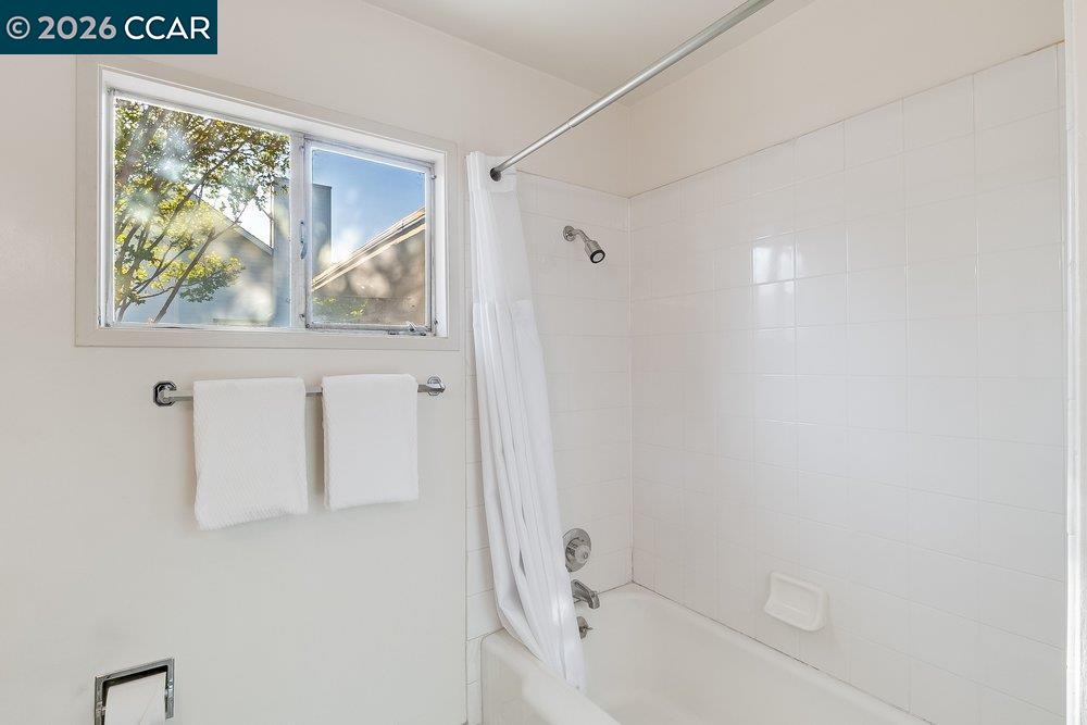 Detail Gallery Image 29 of 57 For 1680 Lilac Dr., Walnut Creek,  CA 94595 - 4 Beds | 3 Baths