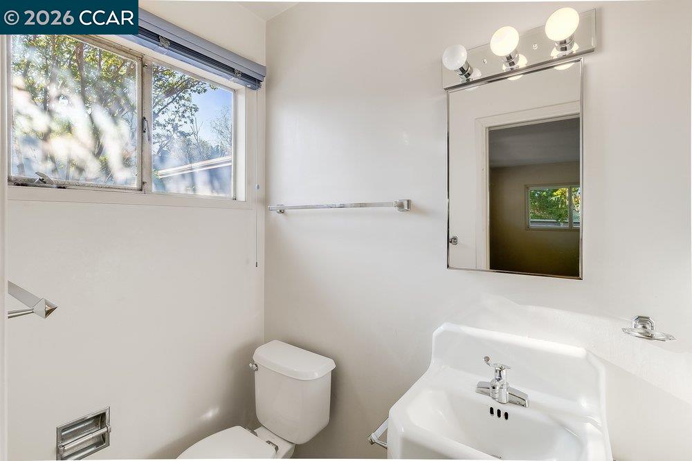 Detail Gallery Image 35 of 57 For 1680 Lilac Dr., Walnut Creek,  CA 94595 - 4 Beds | 3 Baths