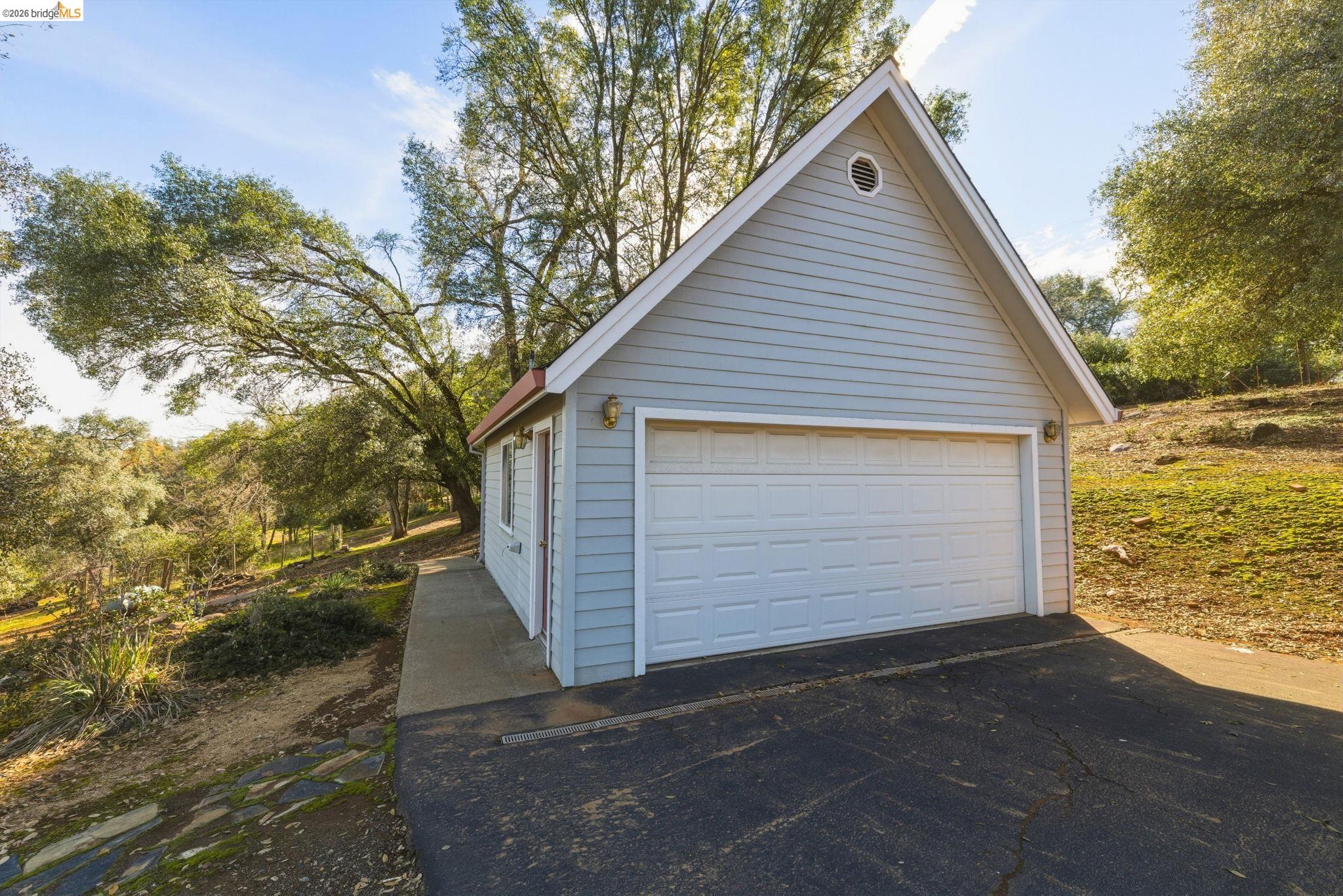 Detail Gallery Image 37 of 49 For 23401 Italian Bar Rd, Columbia,  CA 95310 - 3 Beds | 2/1 Baths