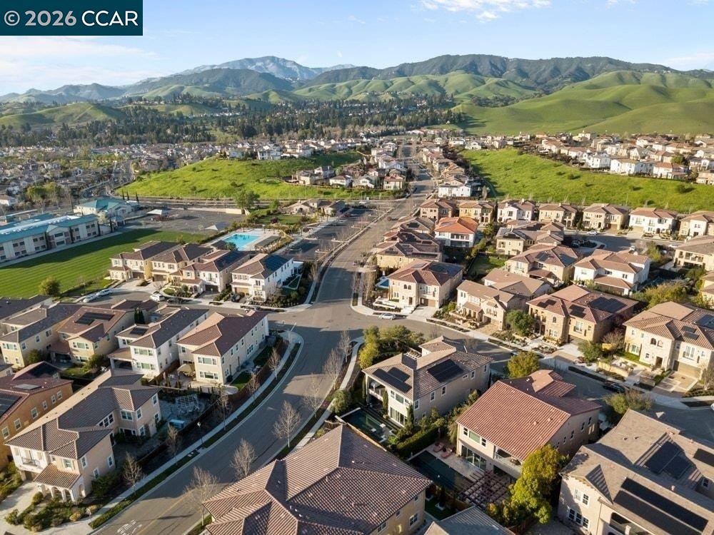 Detail Gallery Image 12 of 60 For 415 Vendeen Ct, Danville,  CA 94506 - 5 Beds | 5/1 Baths