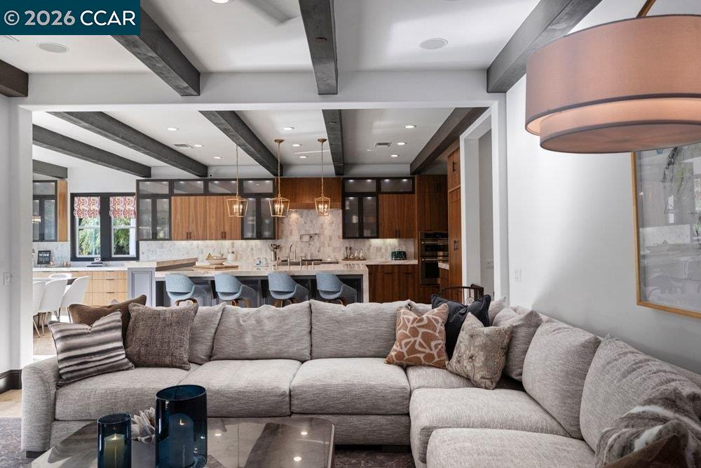 Detail Gallery Image 7 of 60 For 415 Vendeen Ct, Danville,  CA 94506 - 5 Beds | 5/1 Baths