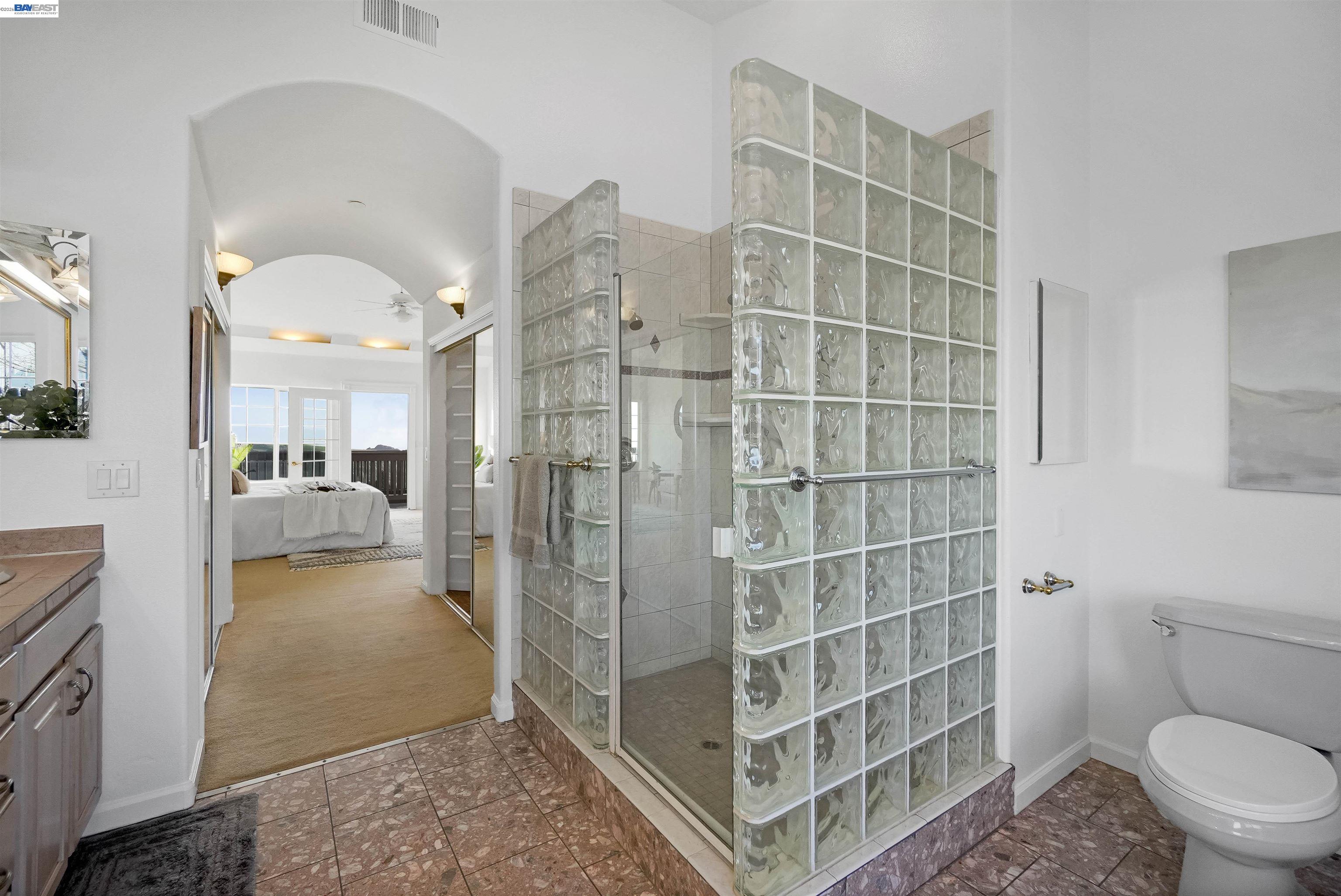 Detail Gallery Image 35 of 60 For 3499 La Mesa Dr, Hayward,  CA 94542 - 5 Beds | 3/1 Baths