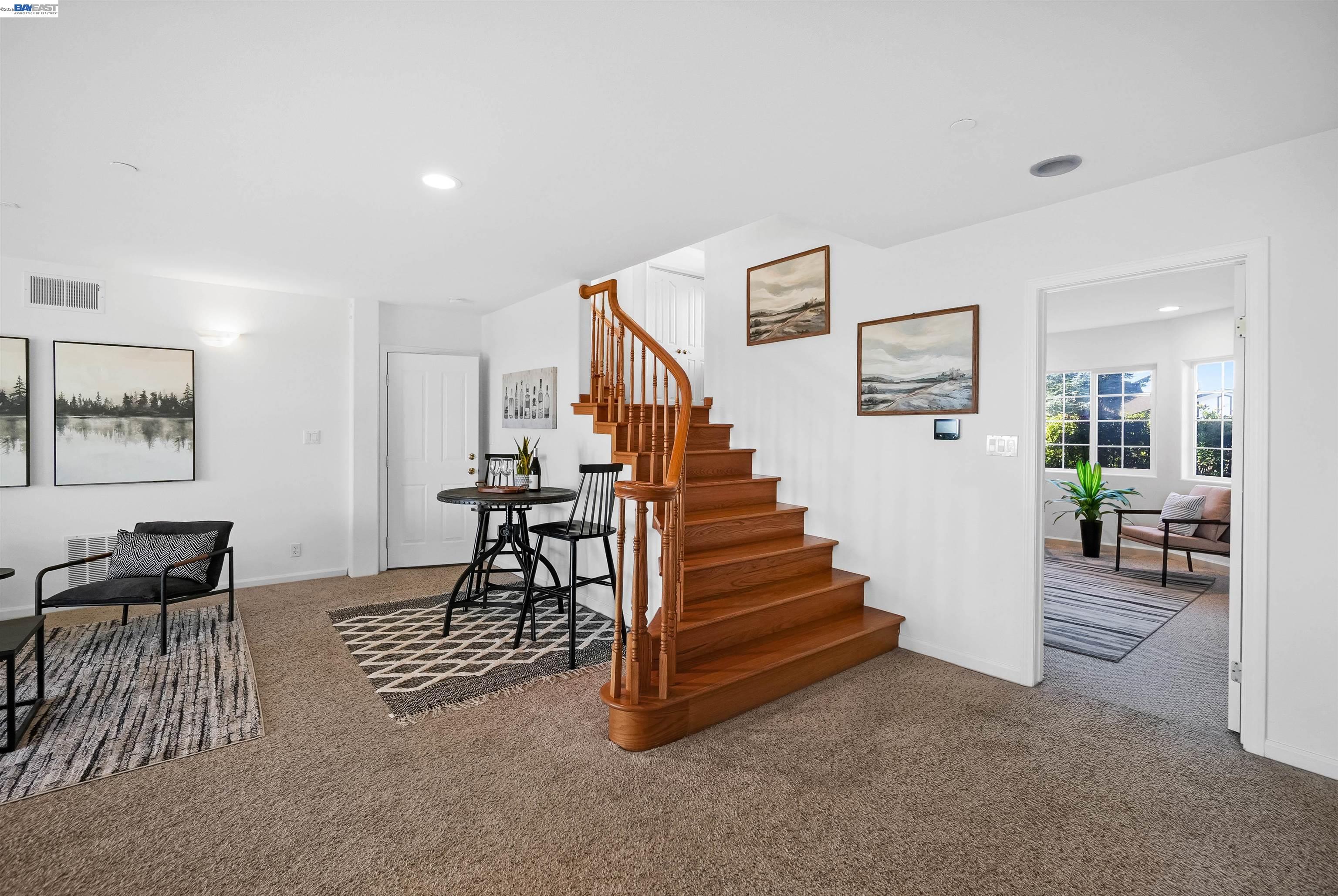 Detail Gallery Image 40 of 60 For 3499 La Mesa Dr, Hayward,  CA 94542 - 5 Beds | 3/1 Baths