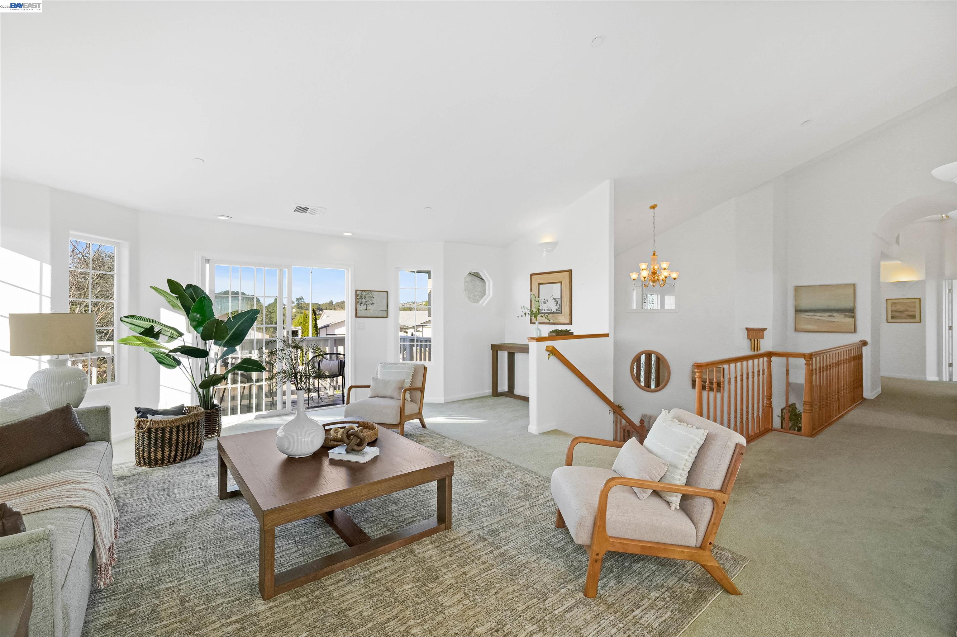 Detail Gallery Image 5 of 60 For 3499 La Mesa Dr, Hayward,  CA 94542 - 5 Beds | 3/1 Baths