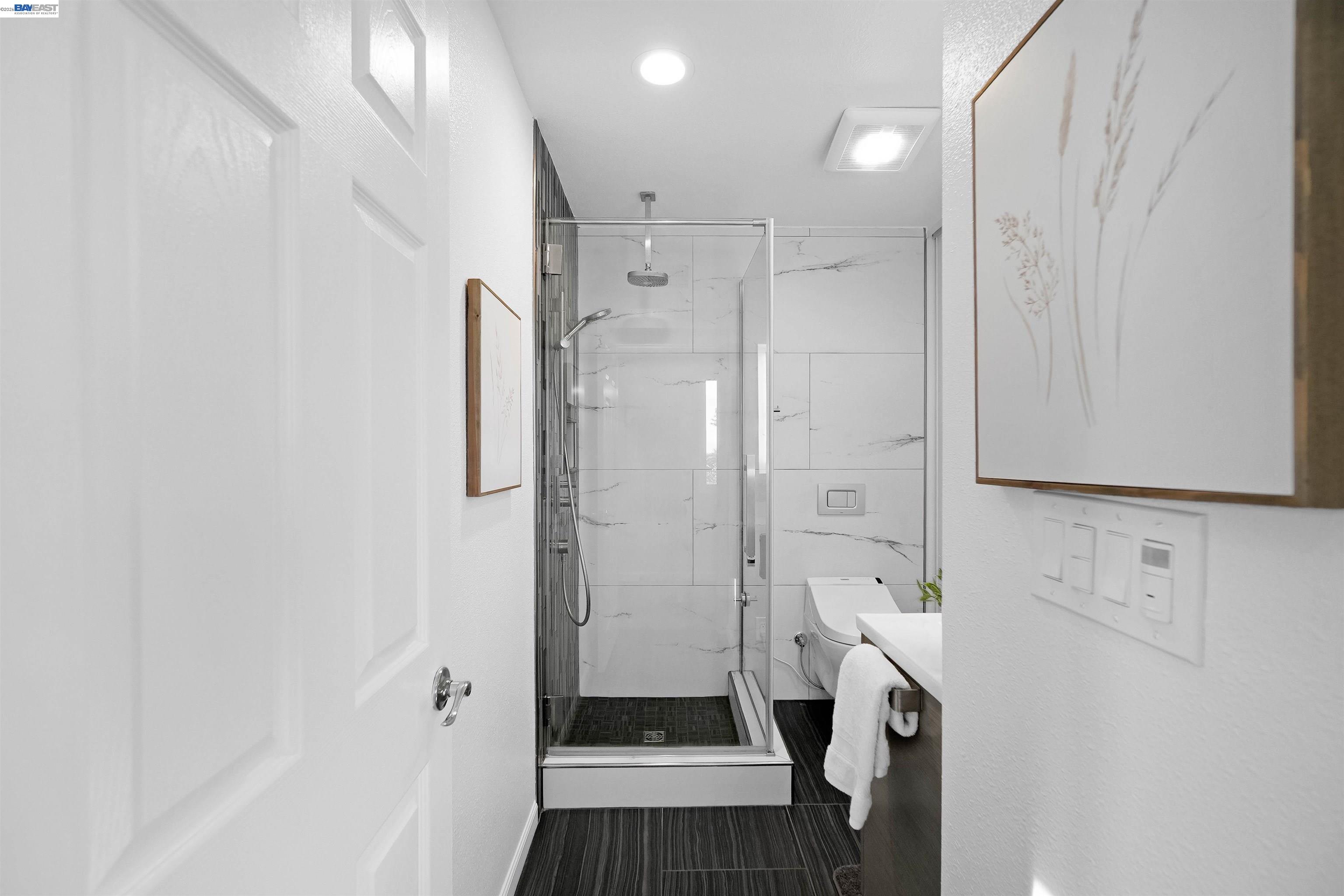 Detail Gallery Image 48 of 60 For 3499 La Mesa Dr, Hayward,  CA 94542 - 5 Beds | 3/1 Baths