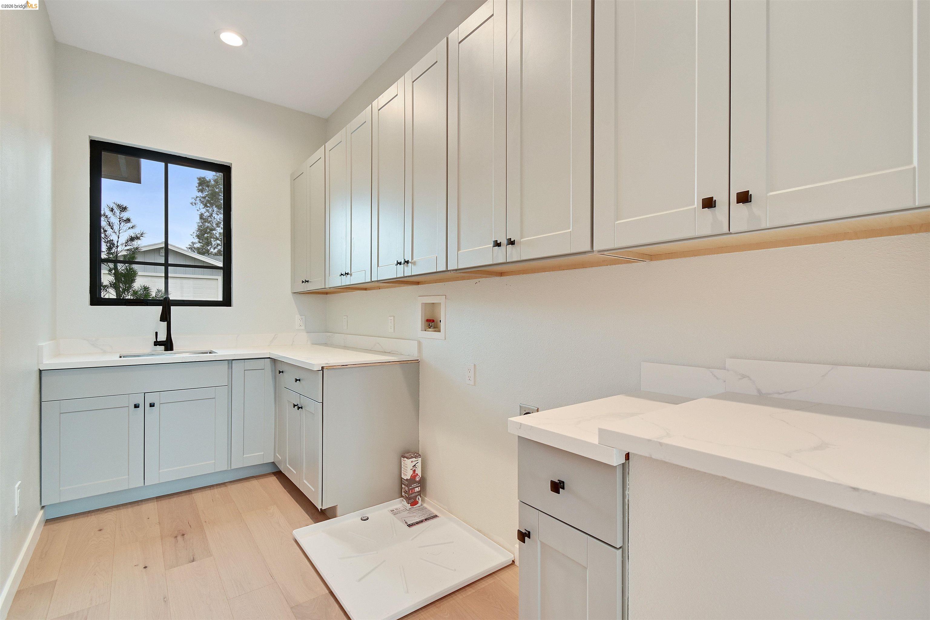 Detail Gallery Image 26 of 38 For 8 North Rancho Ct., Pinole,  CA 94803 - 5 Beds | 4 Baths