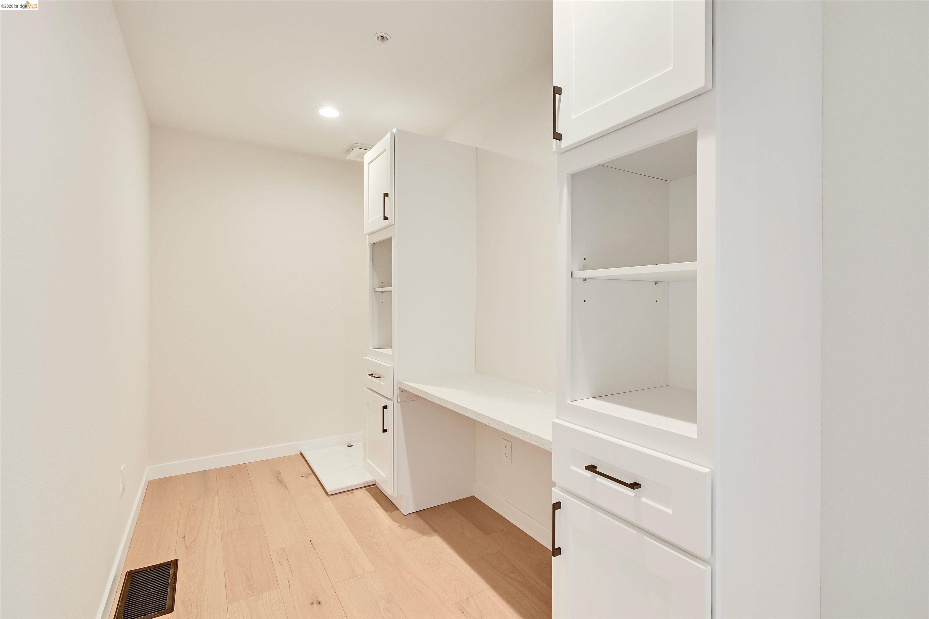 Detail Gallery Image 31 of 38 For 8 North Rancho Ct., Pinole,  CA 94803 - 5 Beds | 4 Baths