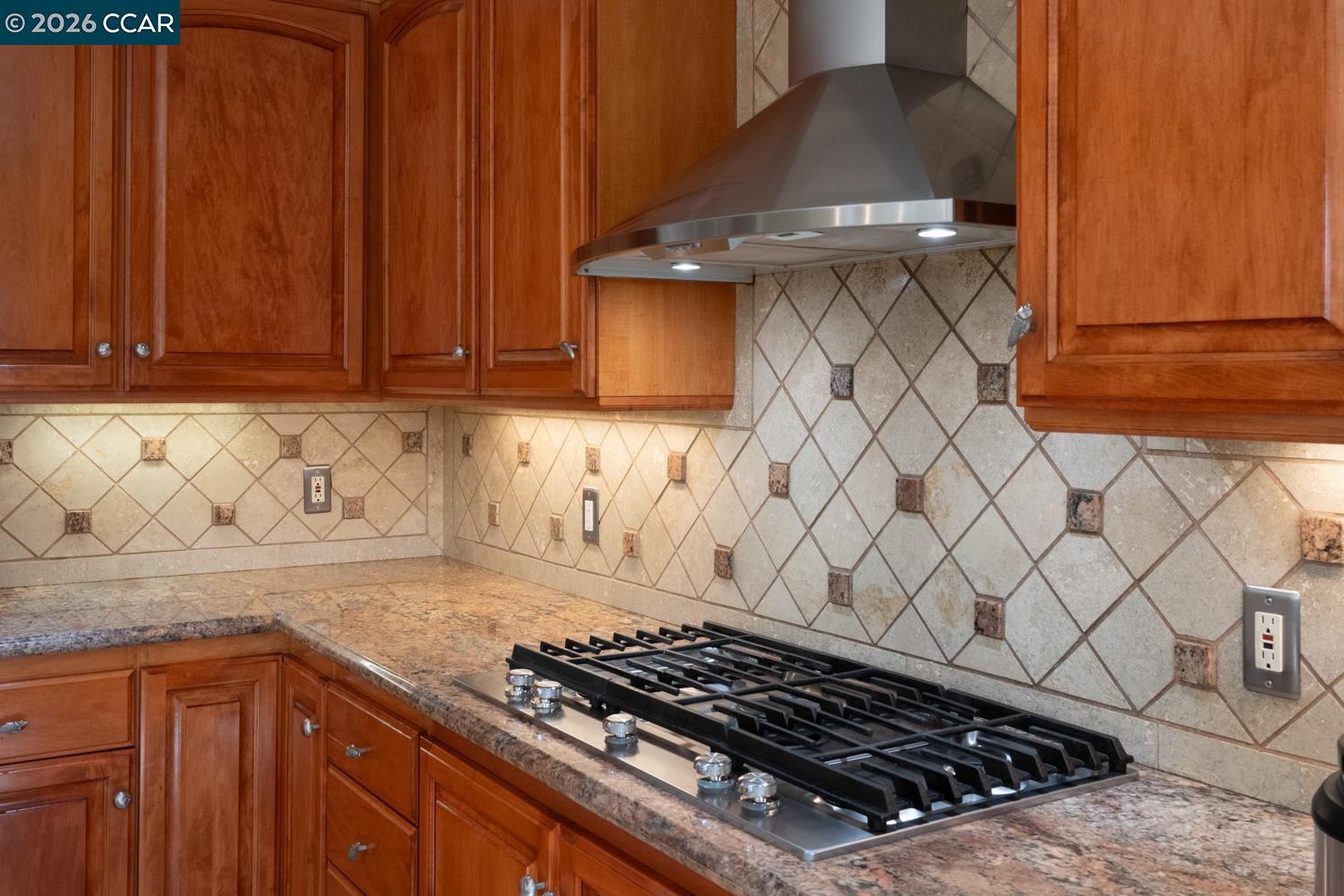 Detail Gallery Image 12 of 58 For 3139 Deerpark Dr, Walnut Creek,  CA 94598 - 5 Beds | 3/1 Baths