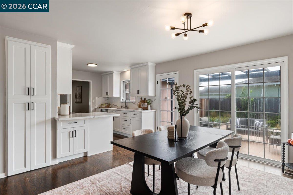 Detail Gallery Image 13 of 33 For 141 Del Mar Dr., Salinas,  CA 93901 - 3 Beds | 2 Baths