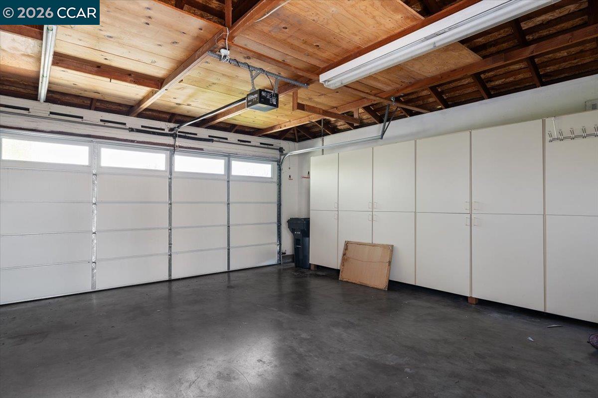 Detail Gallery Image 23 of 33 For 141 Del Mar Dr., Salinas,  CA 93901 - 3 Beds | 2 Baths