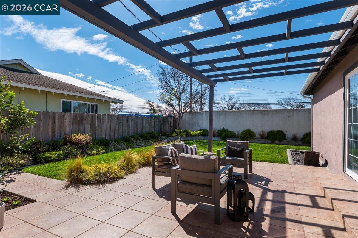 Detail Gallery Image 24 of 33 For 141 Del Mar Dr., Salinas,  CA 93901 - 3 Beds | 2 Baths