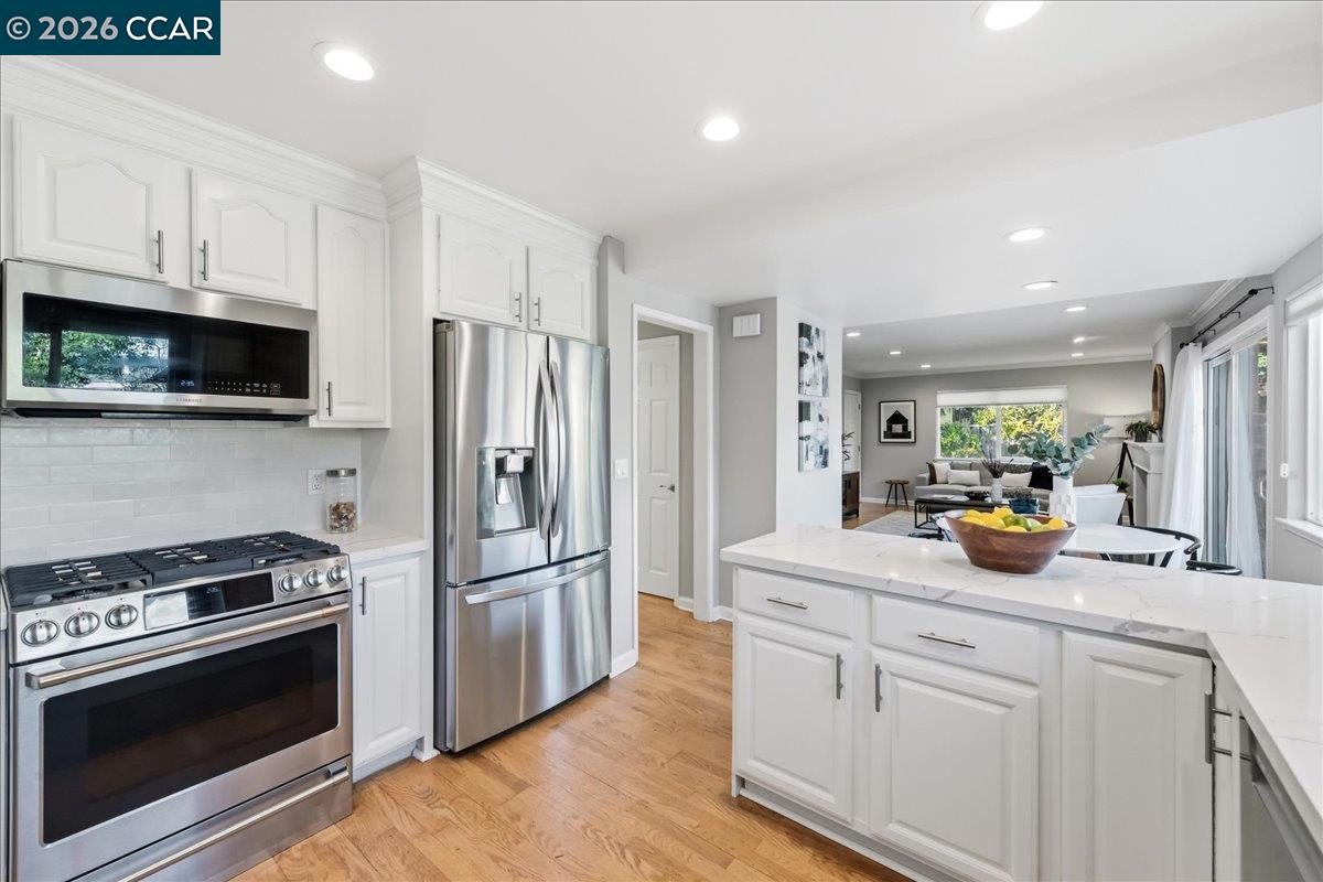 Detail Gallery Image 12 of 38 For 109 Posada Ct, San Ramon,  CA 94583 - 4 Beds | 2/1 Baths