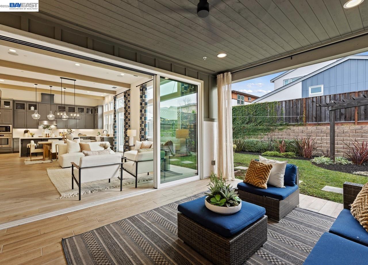 Detail Gallery Image 21 of 60 For 580 Boyd Rd, Pleasant Hill,  CA 94523 - 5 Beds | 4/1 Baths