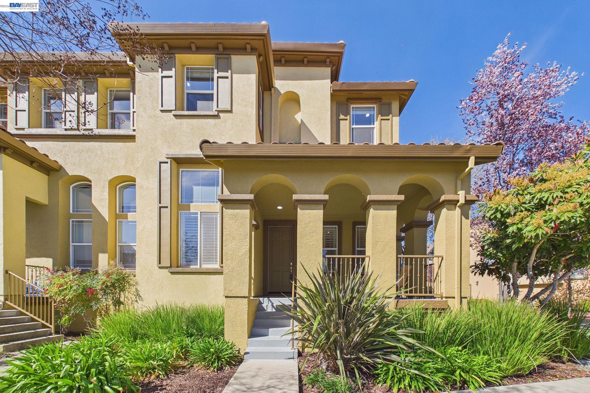 Photo #1: 41125637 Listing: Photo #1