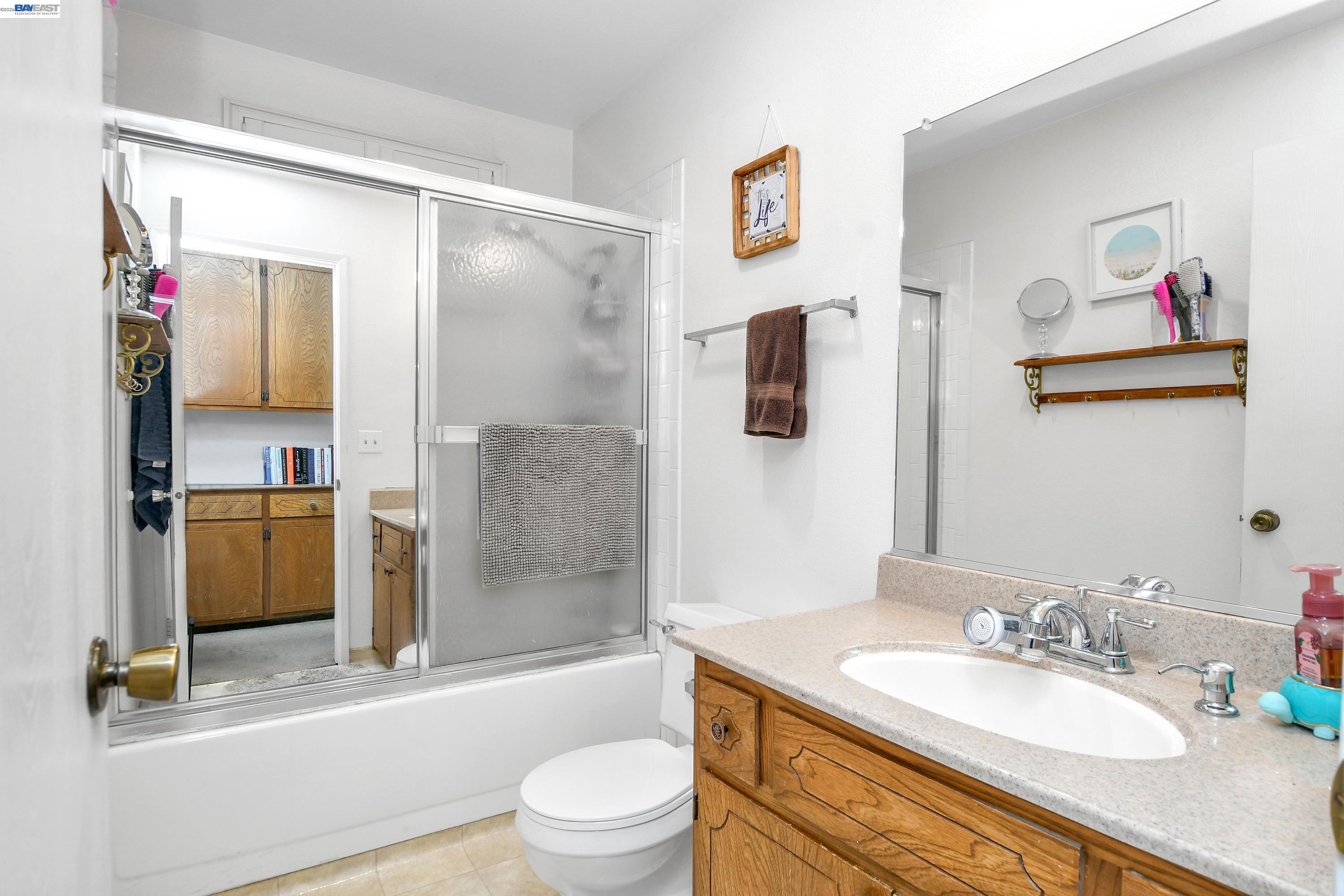 Detail Gallery Image 22 of 29 For 2316 Otto Dr, Stockton,  CA 95209 - 4 Beds | 2/1 Baths