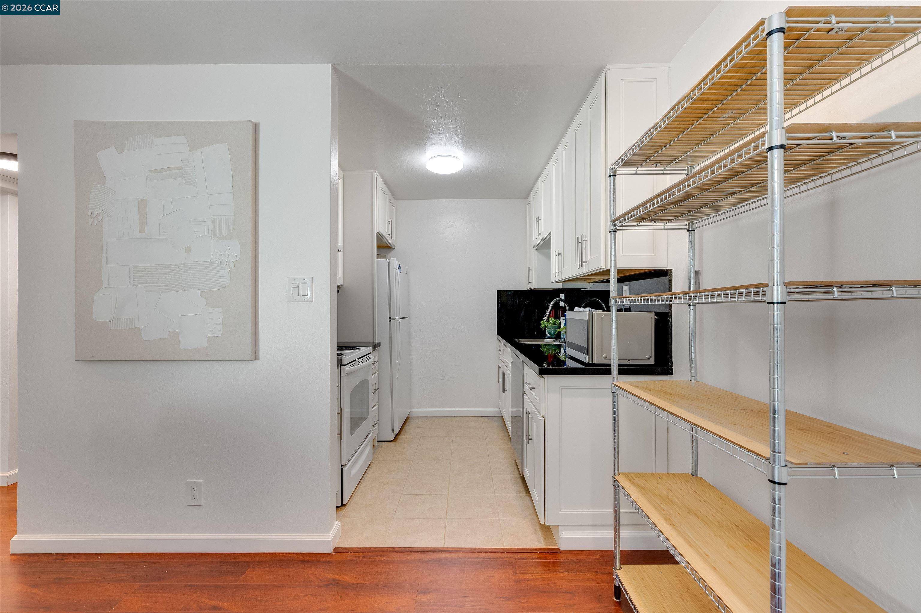 Photo #17: 41125639 Listing: Photo #17