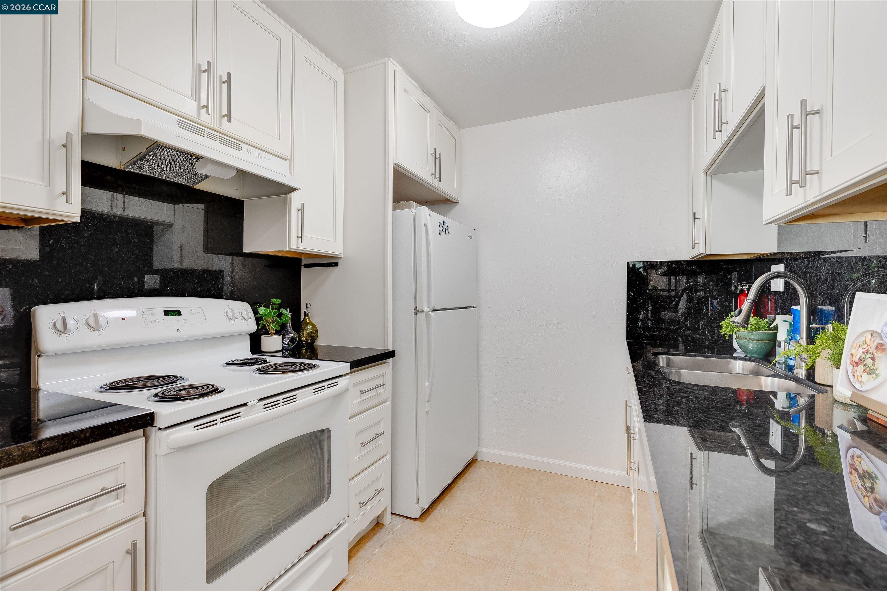 Photo #20: 41125639 Listing: Photo #20