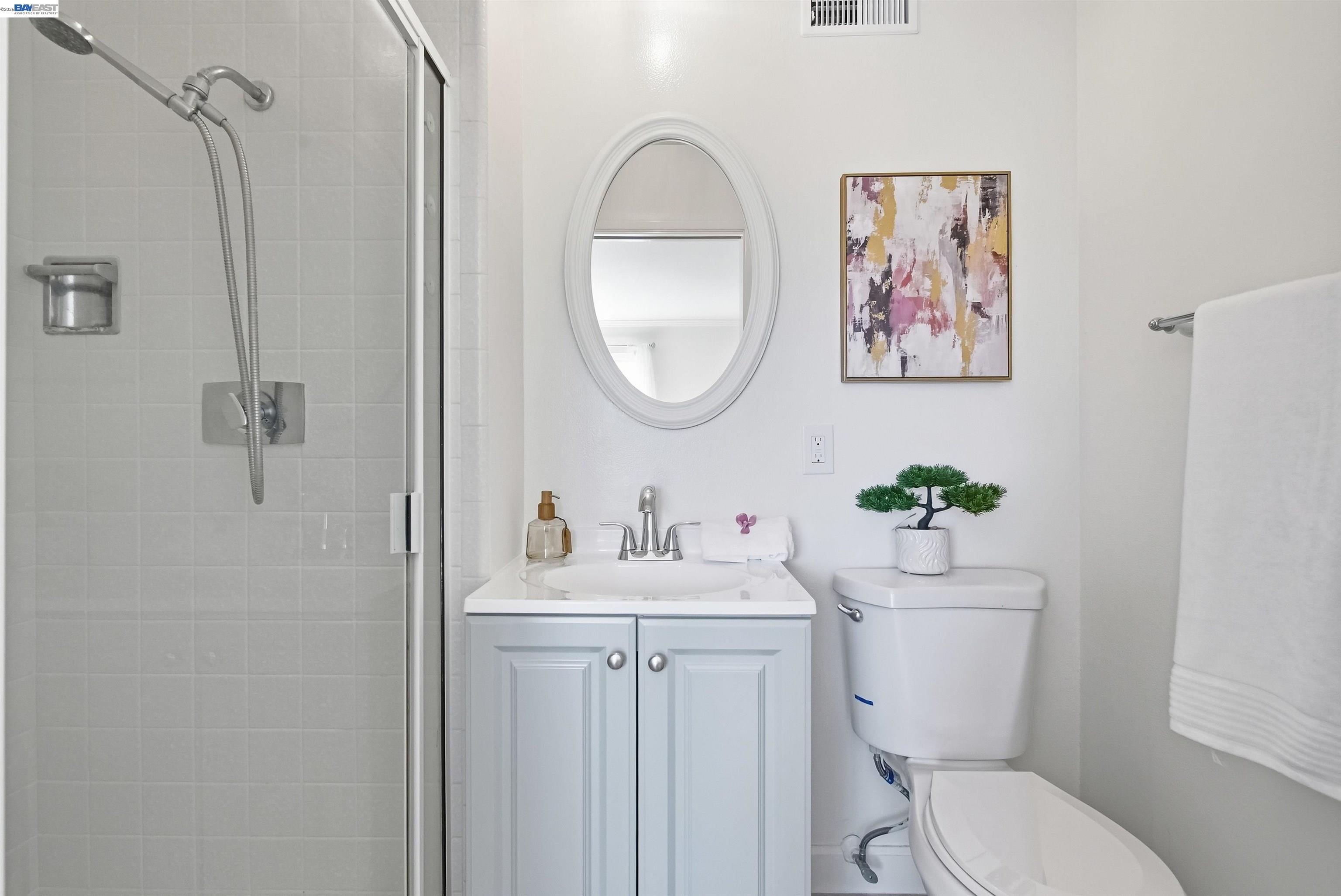 Detail Gallery Image 18 of 60 For 536 Golf Club Rd, Pleasant Hill,  CA 94523 - 3 Beds | 3 Baths