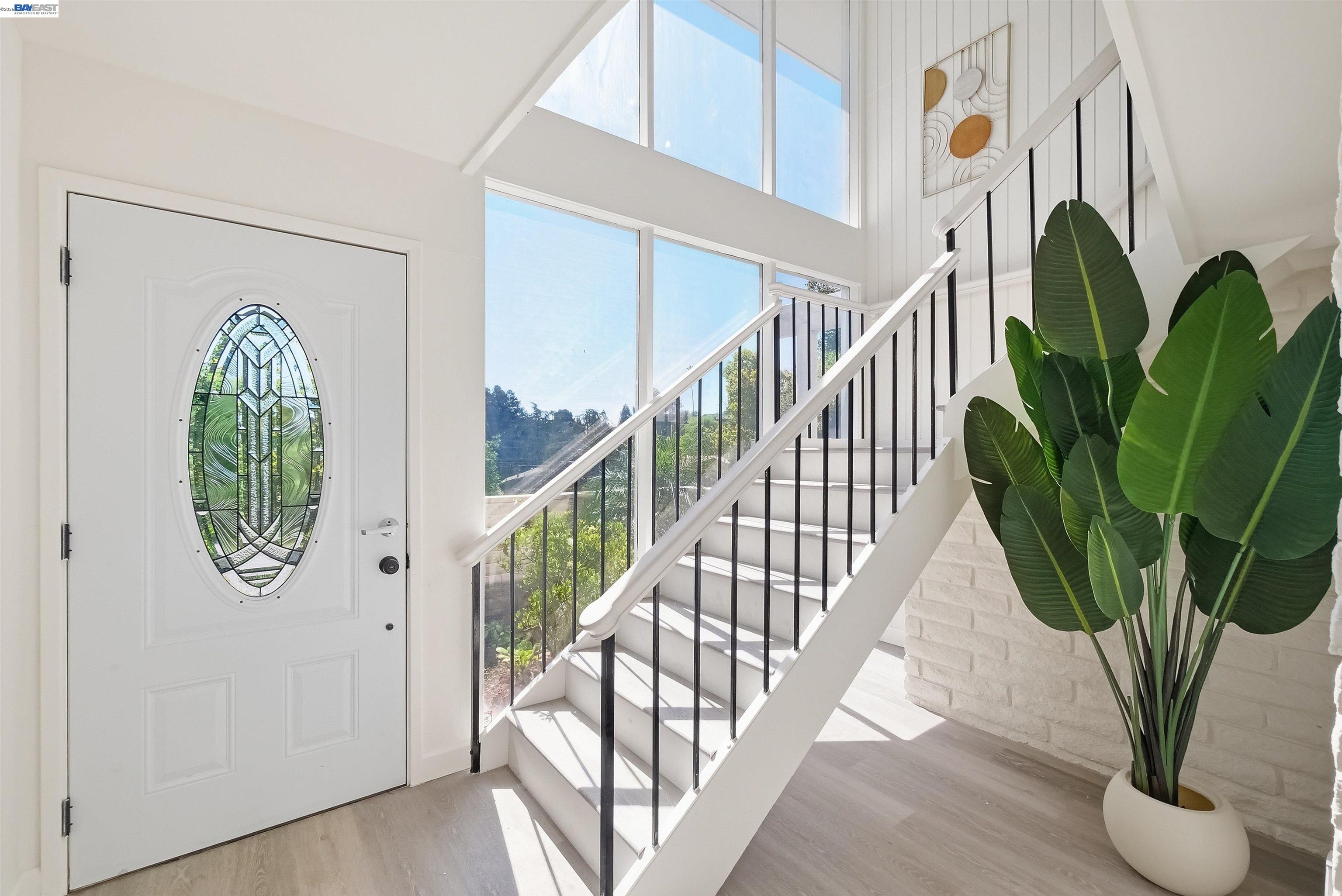 Detail Gallery Image 19 of 60 For 536 Golf Club Rd, Pleasant Hill,  CA 94523 - 3 Beds | 3 Baths