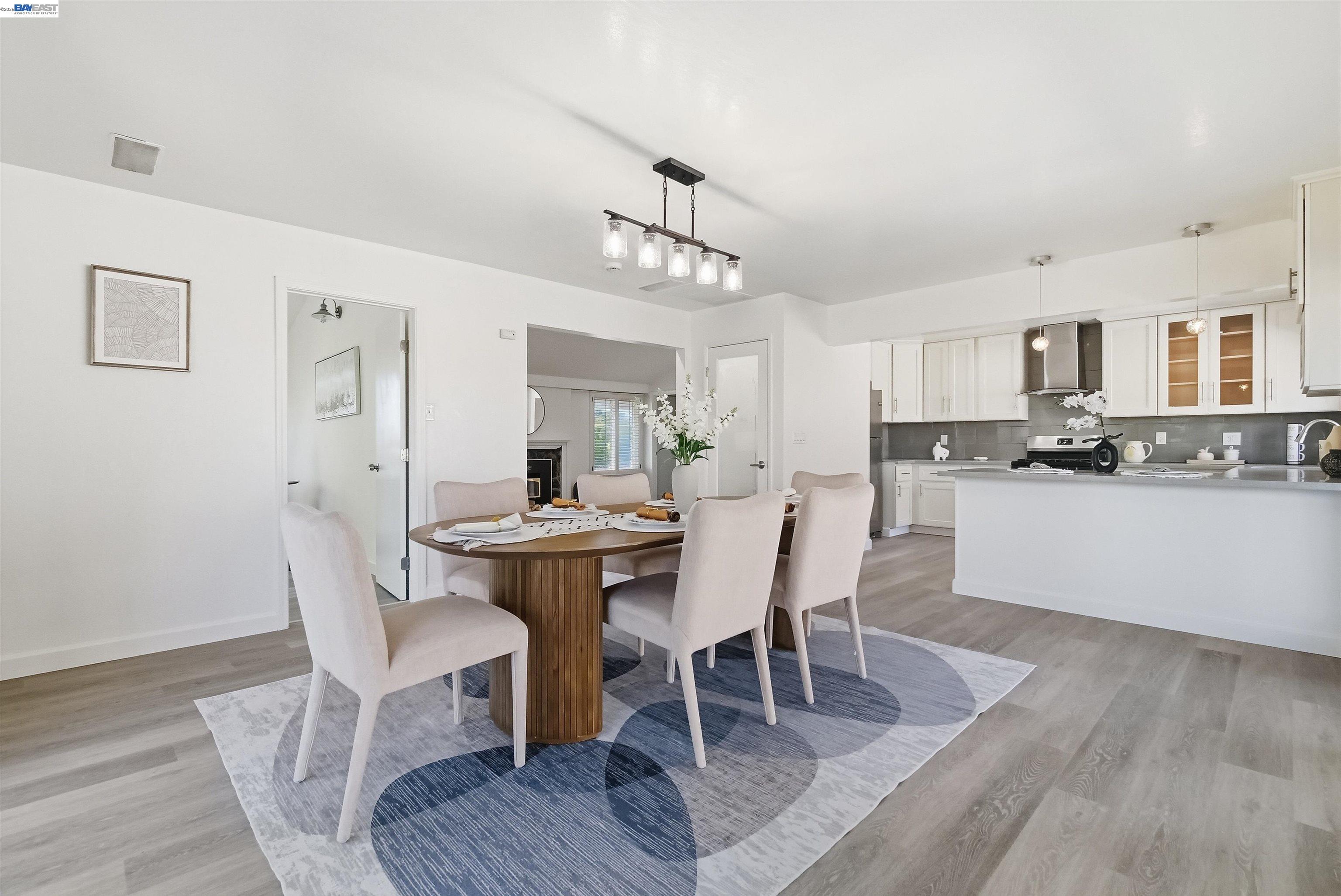 Detail Gallery Image 37 of 60 For 536 Golf Club Rd, Pleasant Hill,  CA 94523 - 3 Beds | 3 Baths