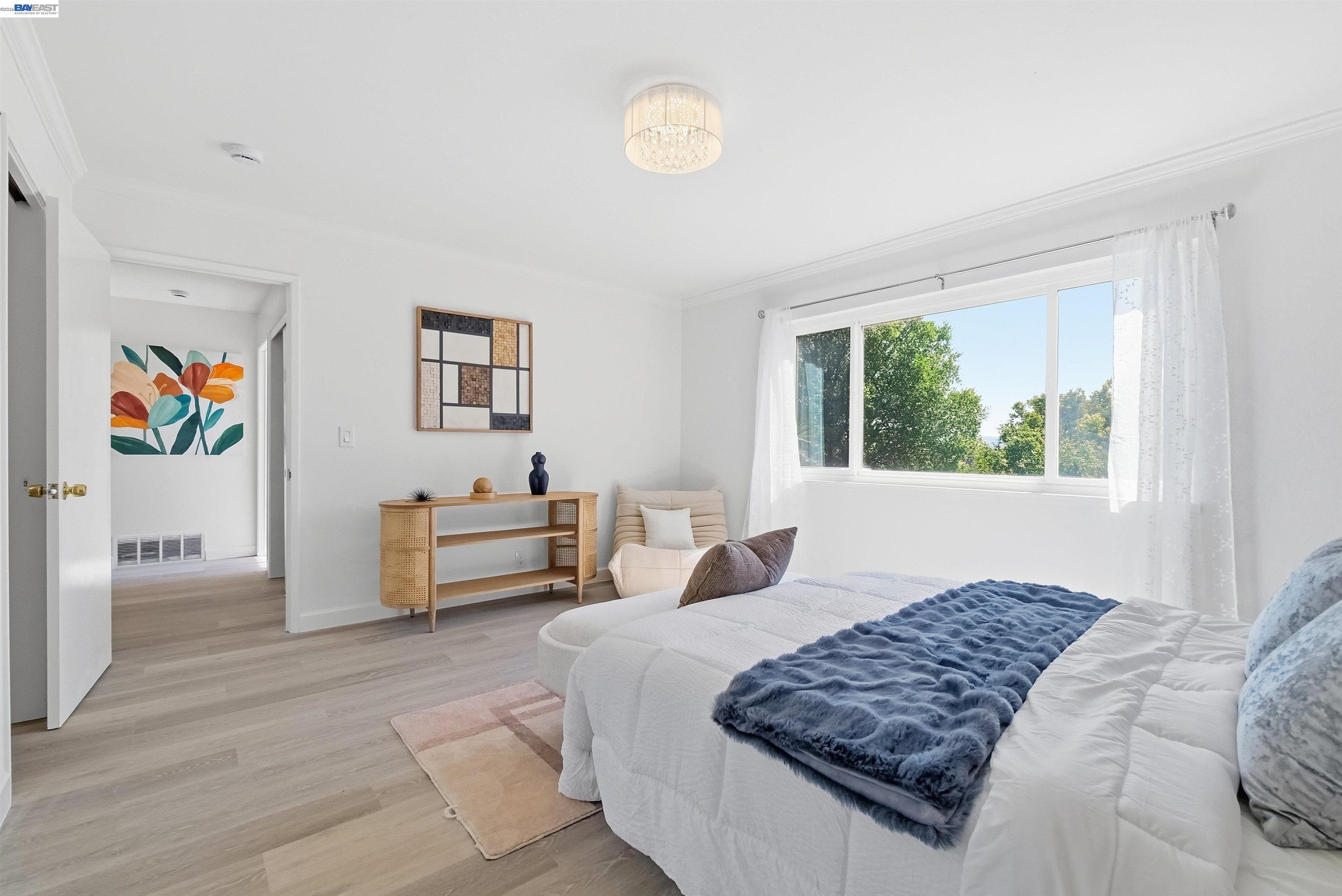 Detail Gallery Image 9 of 60 For 536 Golf Club Rd, Pleasant Hill,  CA 94523 - 3 Beds | 3 Baths