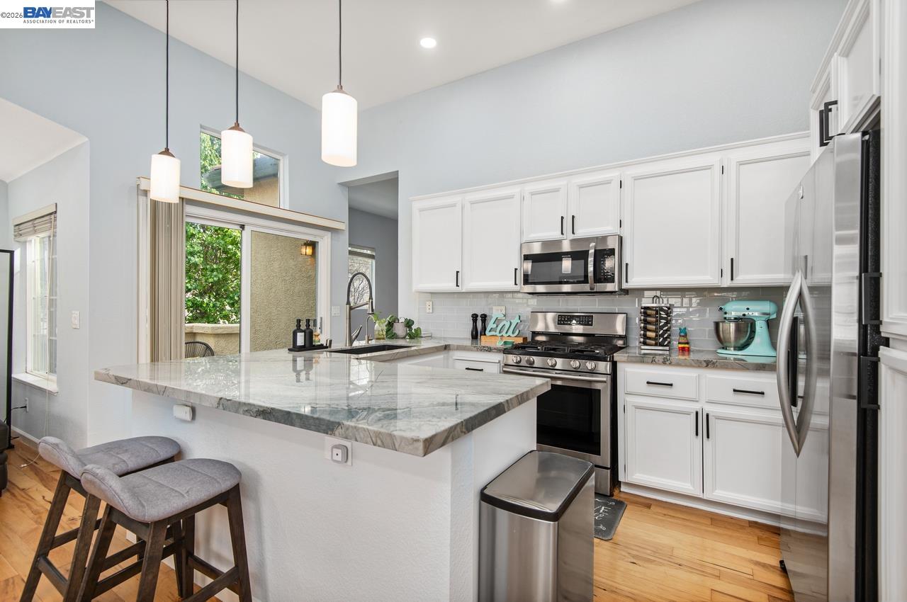 Photo #5: 41125641 Listing: Photo #5