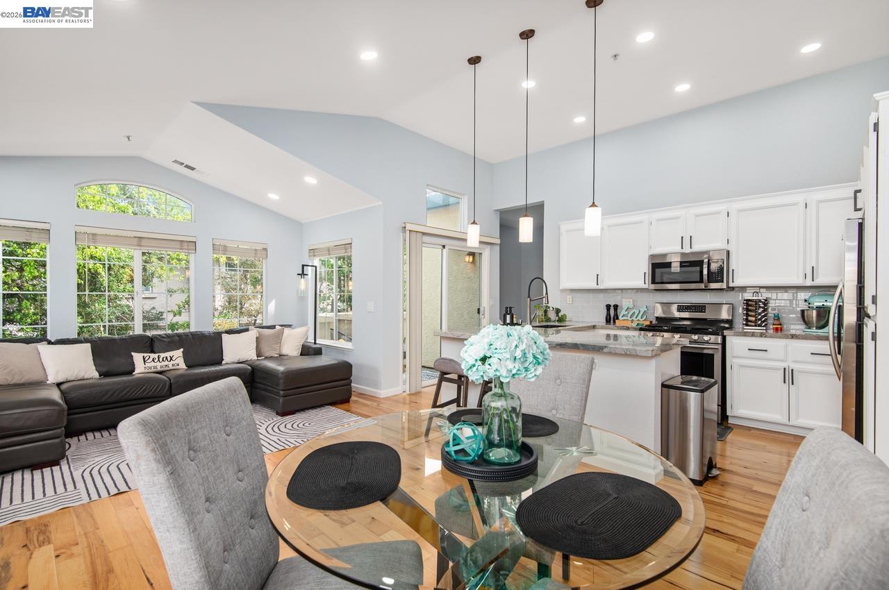 Photo #6: 41125641 Listing: Photo #6