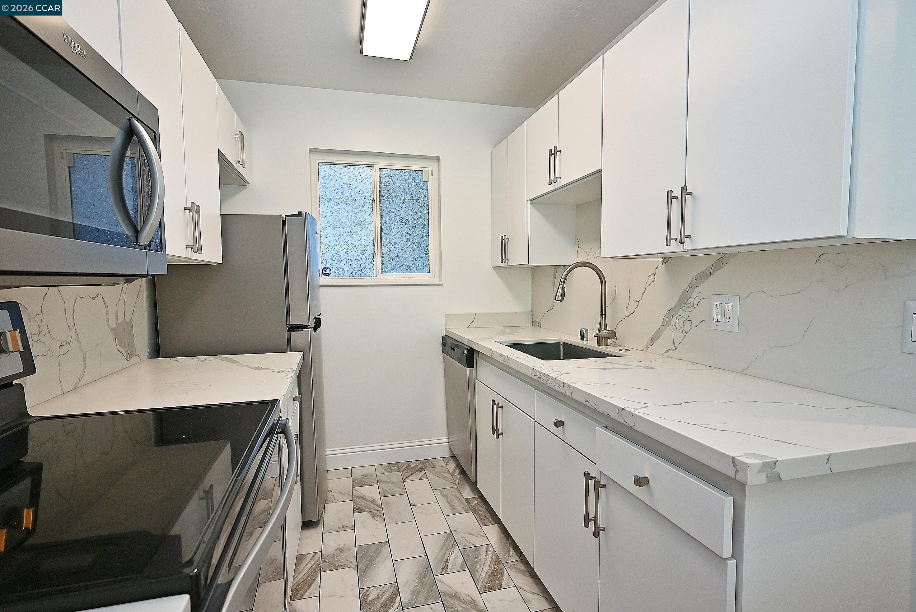 Photo #13: 41125642 Listing: Photo #13