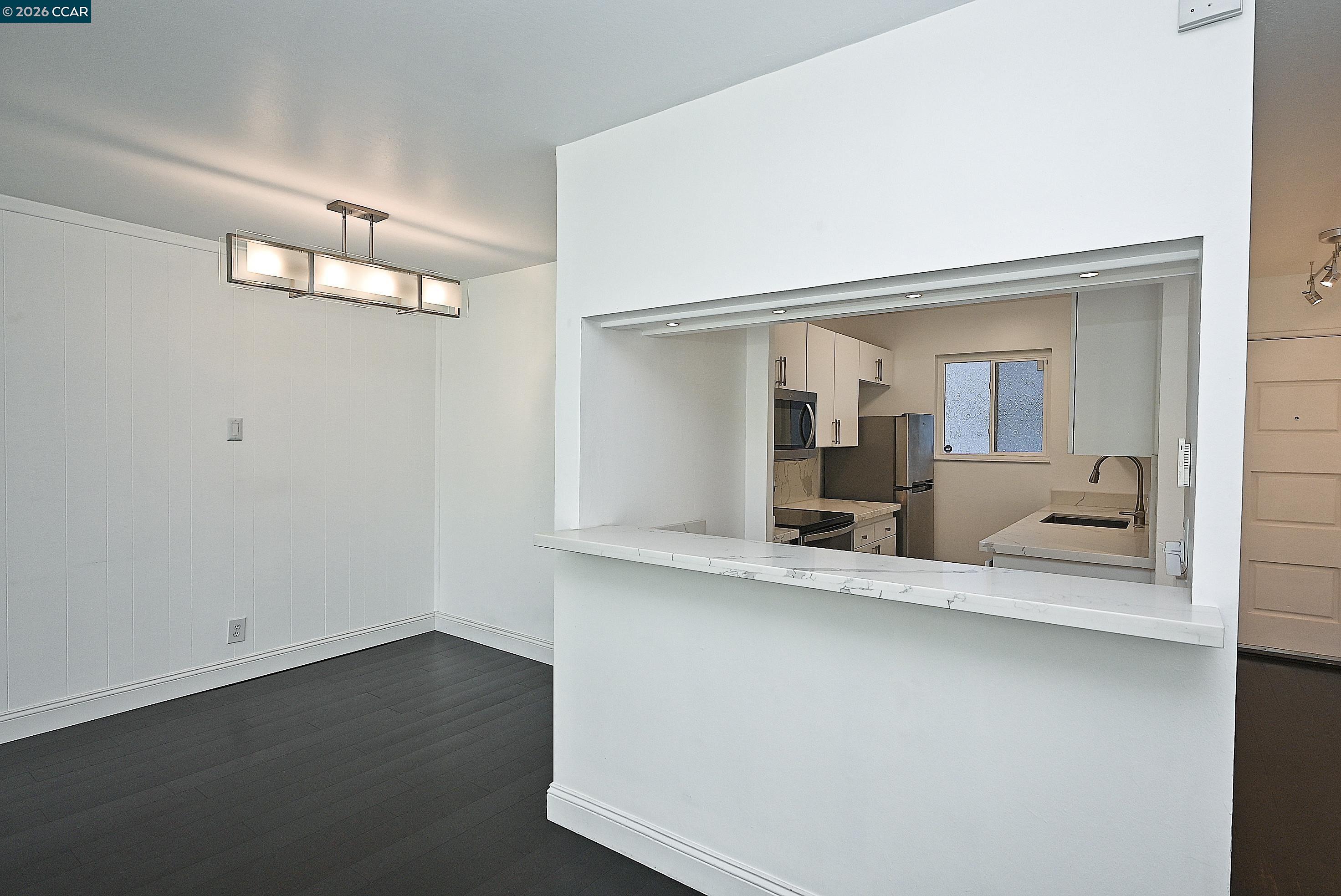 Photo #18: 41125642 Listing: Photo #18