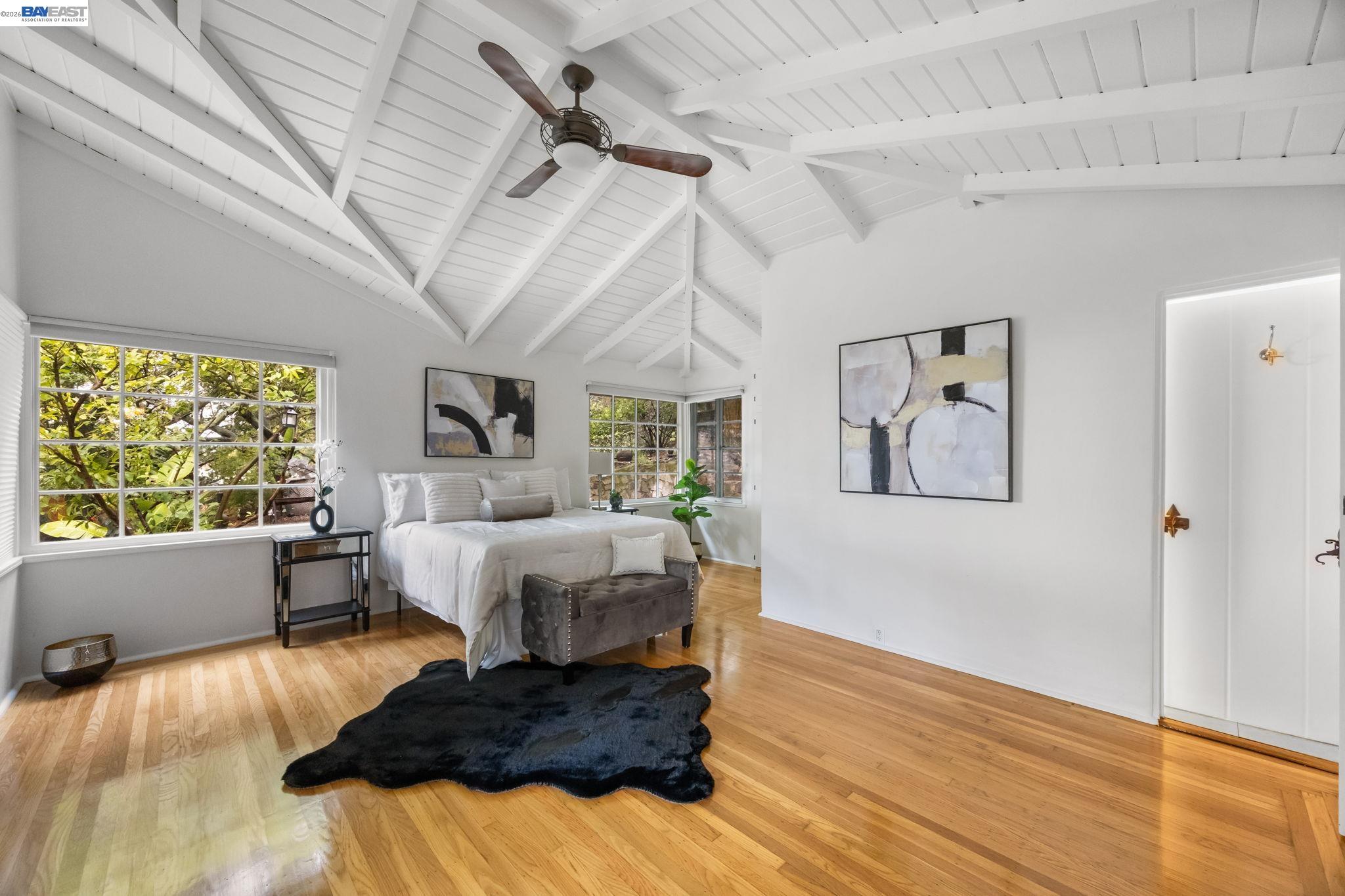 Detail Gallery Image 17 of 32 For 2976 Joaquin Miller Rd, Oakland,  CA 94602 - 2 Beds | 2 Baths