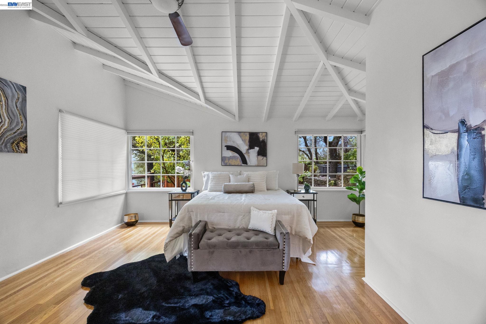 Detail Gallery Image 18 of 32 For 2976 Joaquin Miller Rd, Oakland,  CA 94602 - 2 Beds | 2 Baths