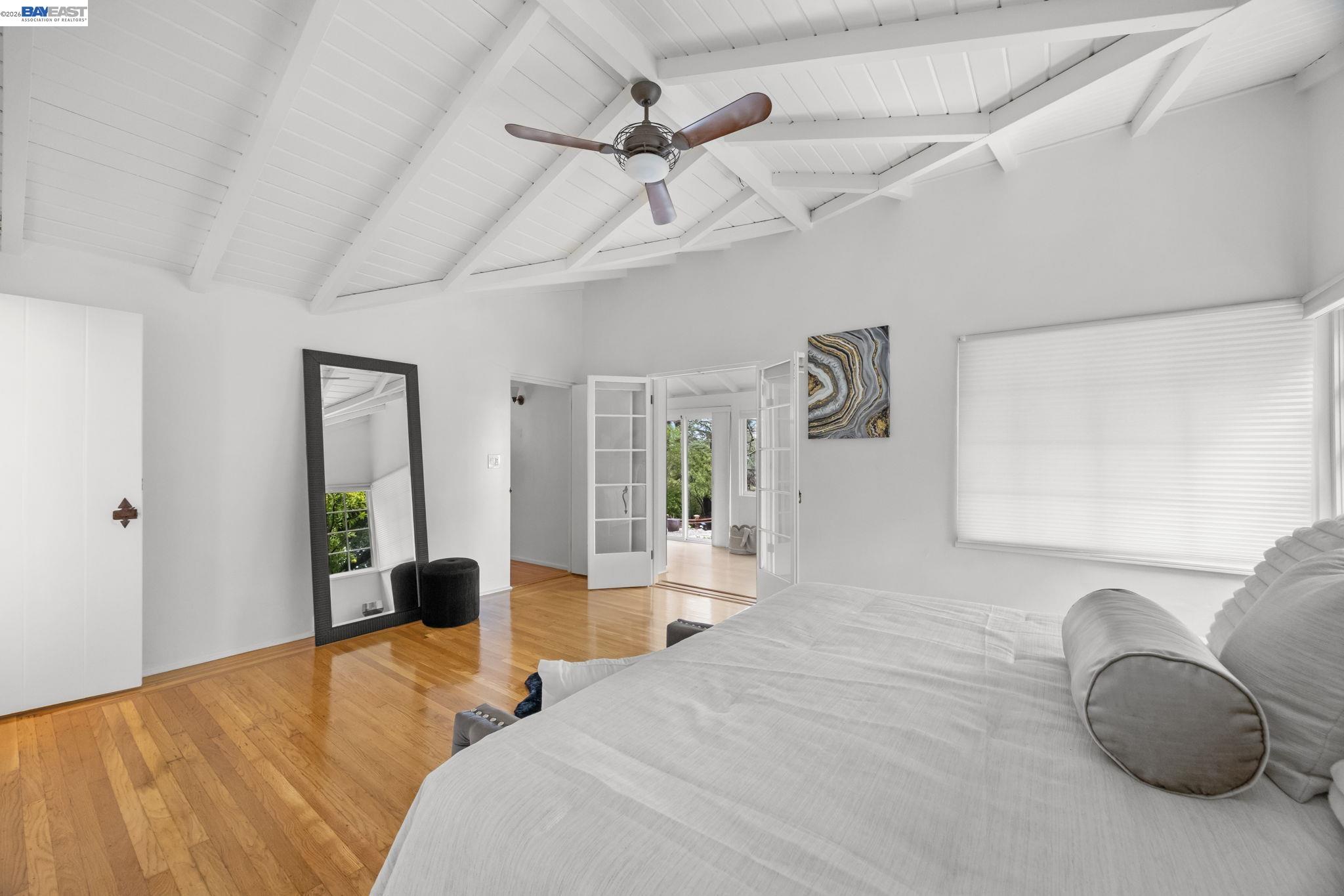 Detail Gallery Image 19 of 32 For 2976 Joaquin Miller Rd, Oakland,  CA 94602 - 2 Beds | 2 Baths