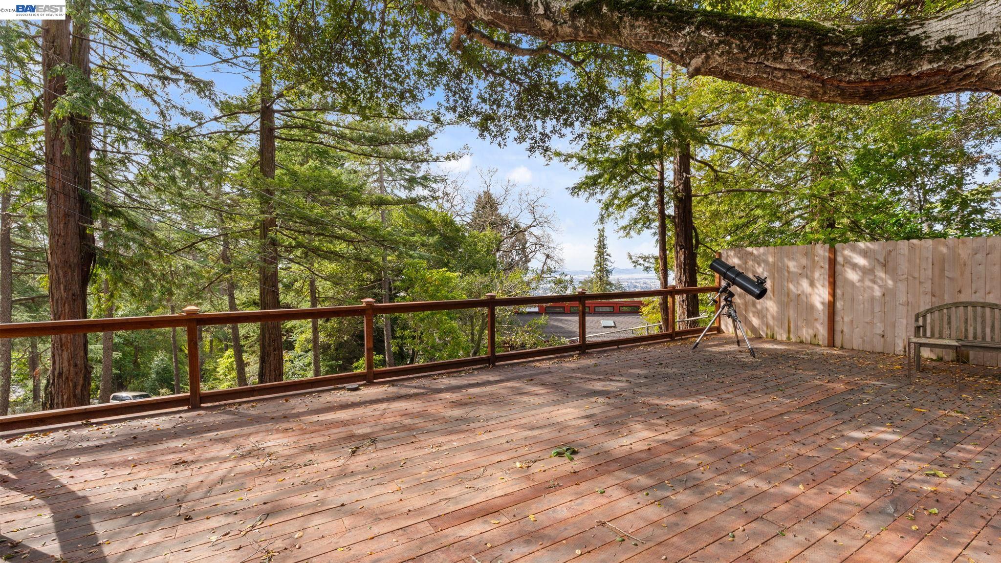 Detail Gallery Image 30 of 32 For 2976 Joaquin Miller Rd, Oakland,  CA 94602 - 2 Beds | 2 Baths