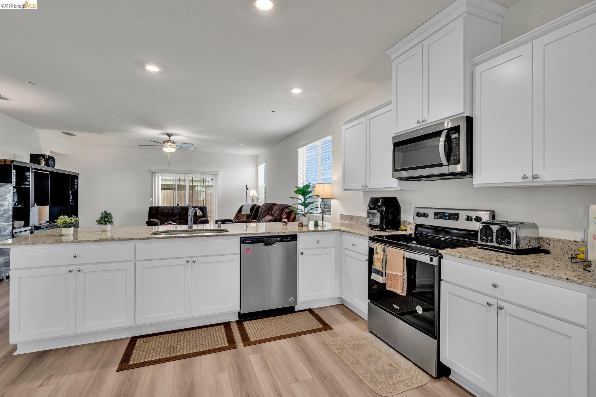 Detail Gallery Image 15 of 51 For 2087 Stars Dr, Rio Vista,  CA 94571 - 3 Beds | 2 Baths