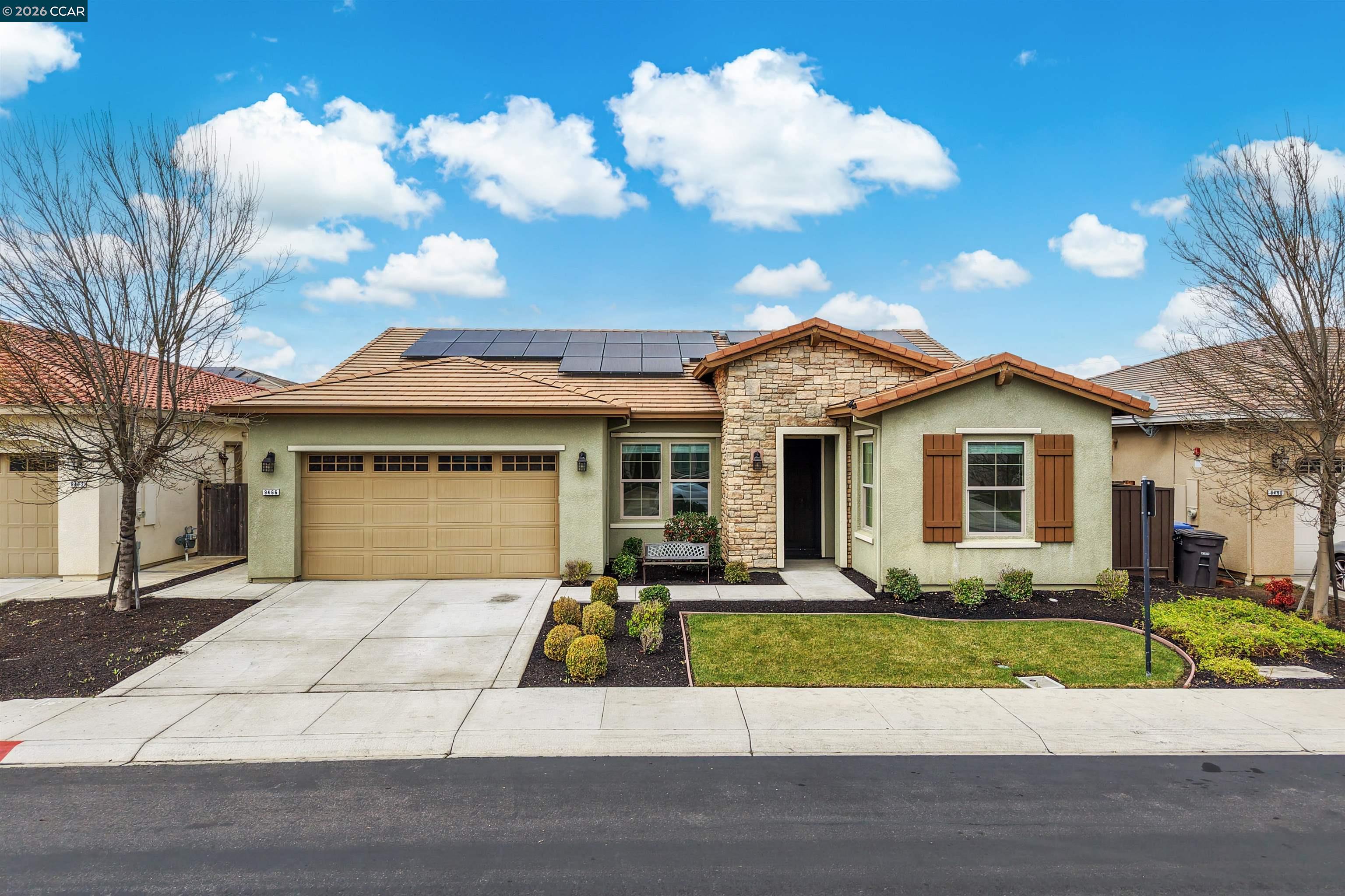 Front Image Thumbnail for CC41125646