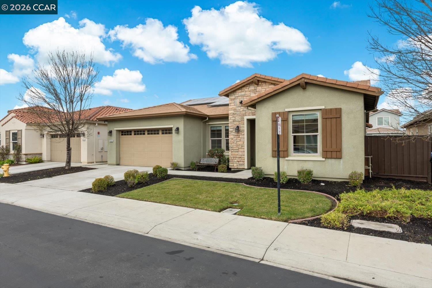 Detail Gallery Image 3 of 60 For 9466 Davenport Cir, Discovery Bay,  CA 94505 - 3 Beds | 2/1 Baths