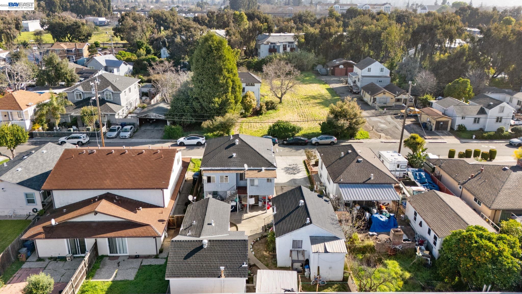 Detail Gallery Image 17 of 27 For 209 Dabner St, San Leandro,  CA 94577 - 8 Beds | 4 Baths