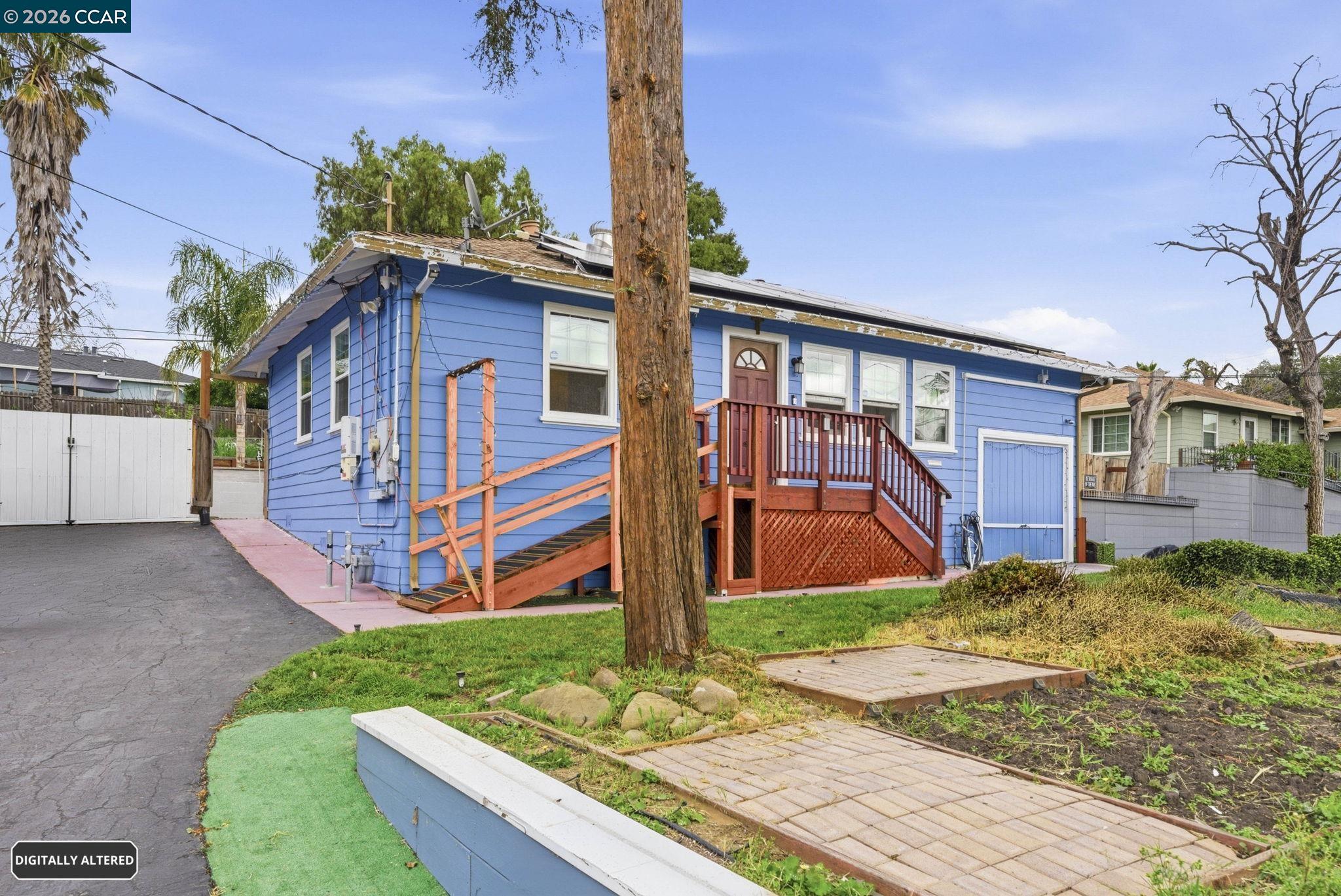 Detail Gallery Image 2 of 44 For 1925 Solano Way, Concord,  CA 94520 - 2 Beds | 1 Baths