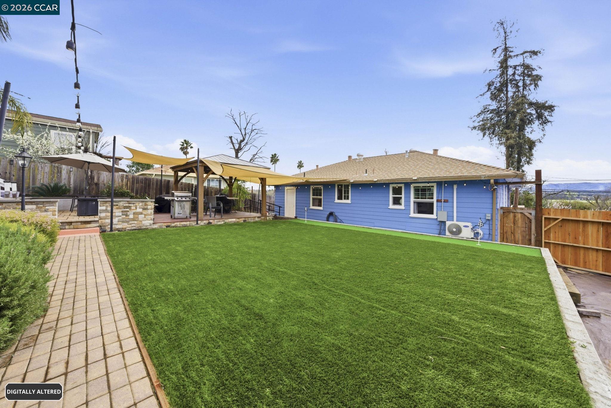 Detail Gallery Image 32 of 44 For 1925 Solano Way, Concord,  CA 94520 - 2 Beds | 1 Baths