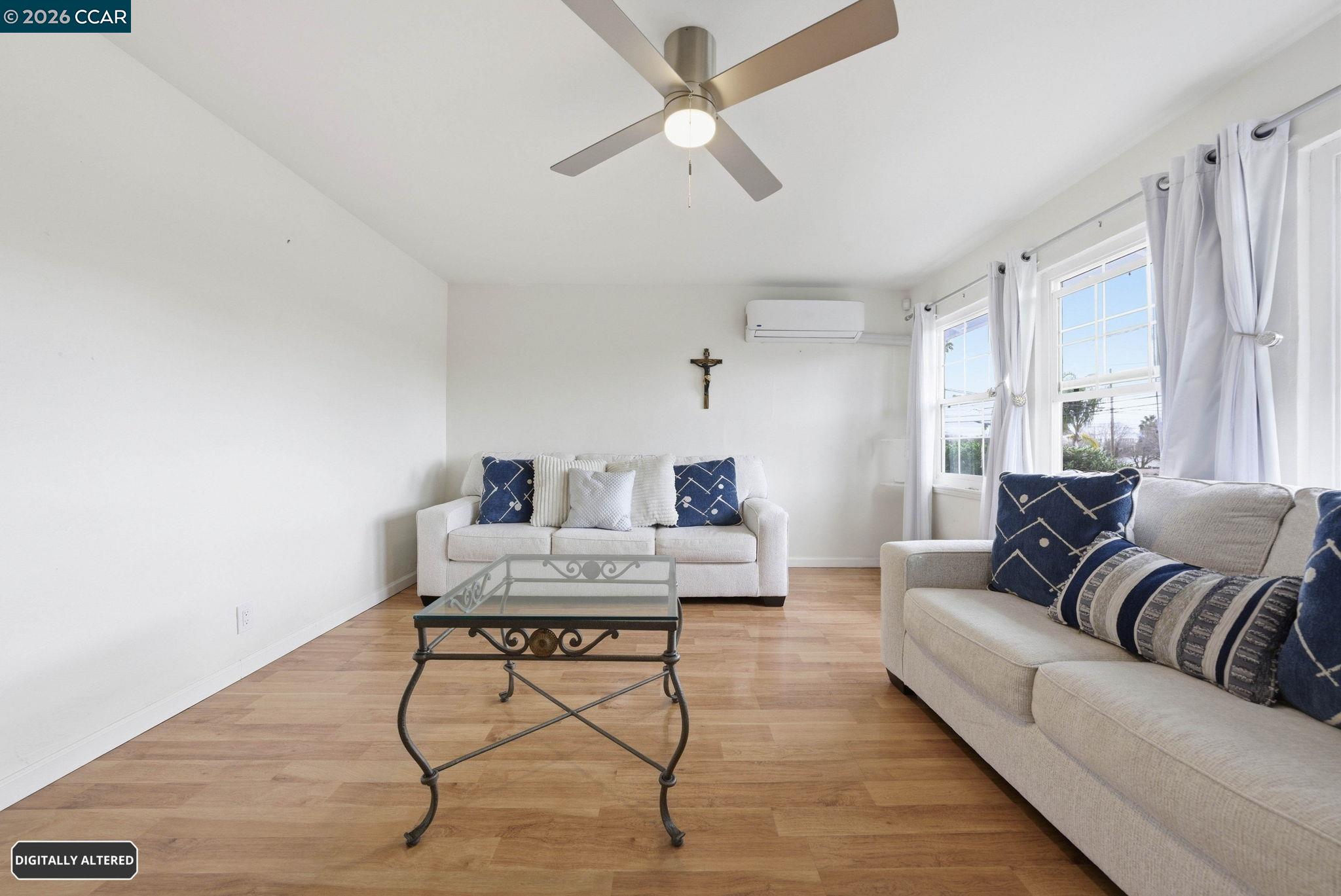 Detail Gallery Image 6 of 44 For 1925 Solano Way, Concord,  CA 94520 - 2 Beds | 1 Baths