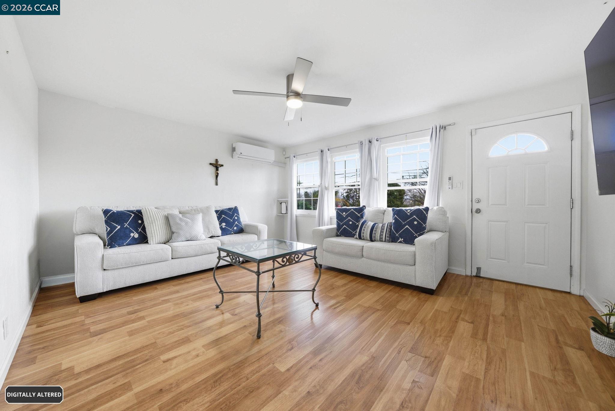 Detail Gallery Image 9 of 44 For 1925 Solano Way, Concord,  CA 94520 - 2 Beds | 1 Baths