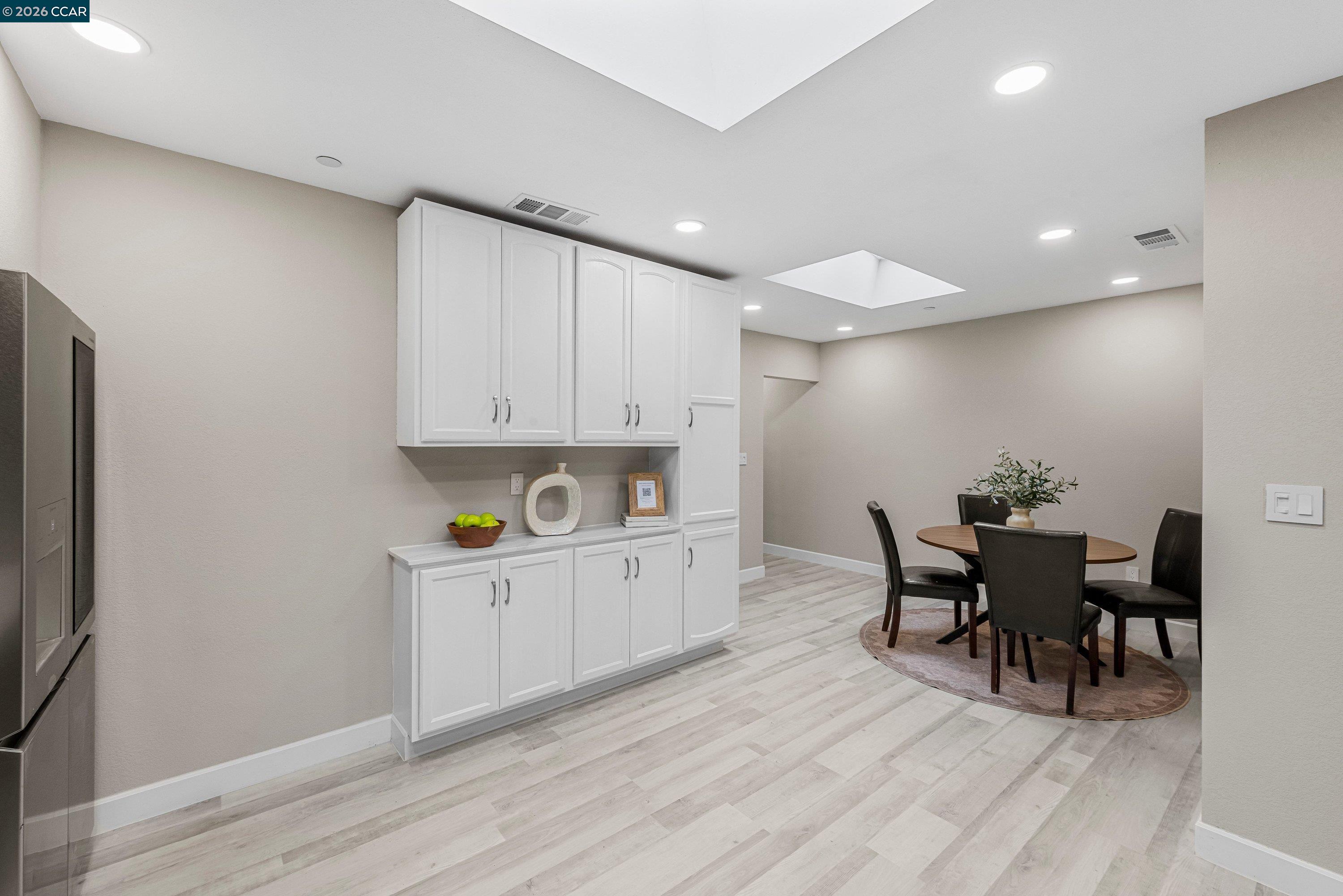 Detail Gallery Image 11 of 48 For 390 Guttenberg St, Daly City,  CA 94014 - 3 Beds | 2 Baths