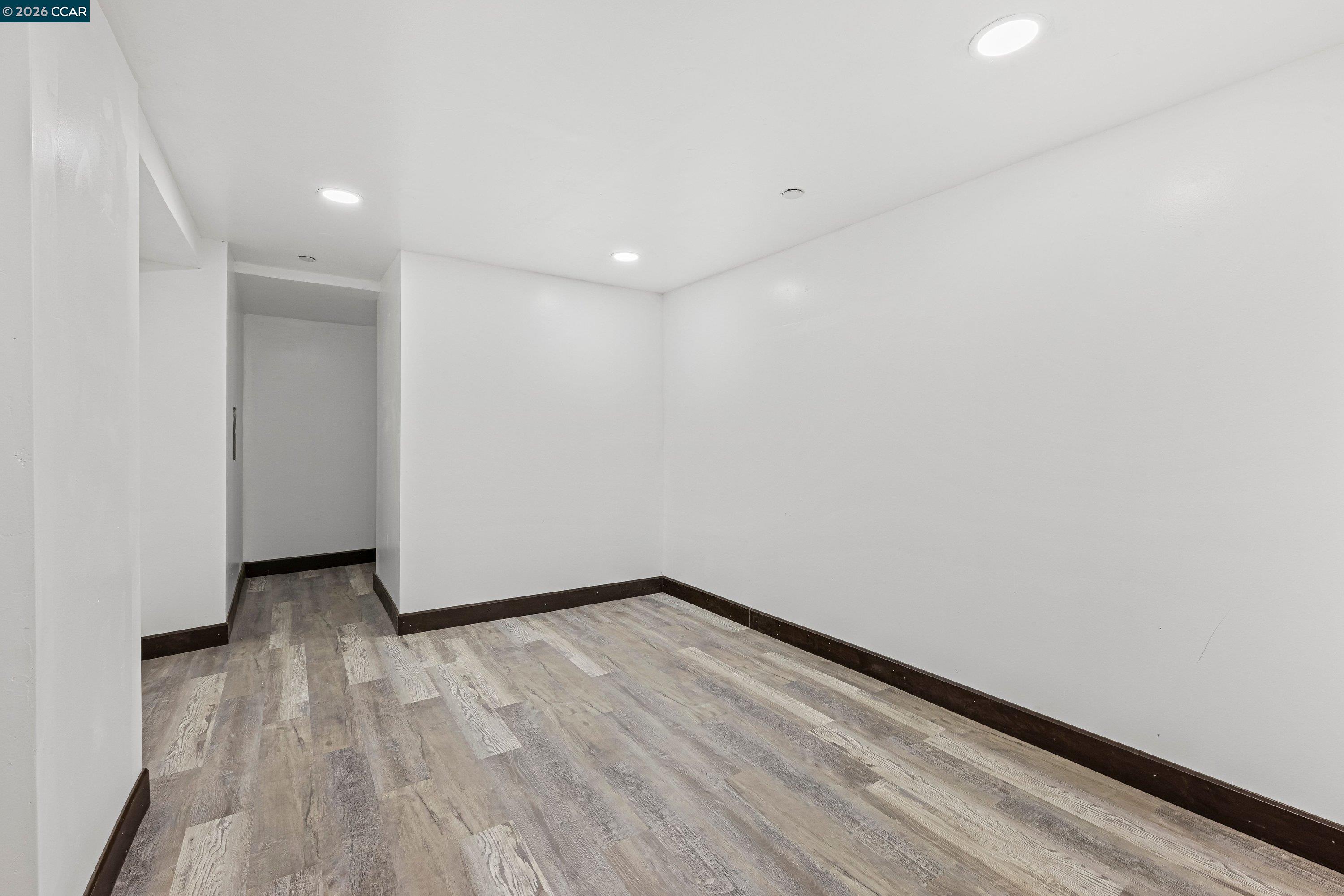 Detail Gallery Image 20 of 48 For 390 Guttenberg St, Daly City,  CA 94014 - 3 Beds | 2 Baths