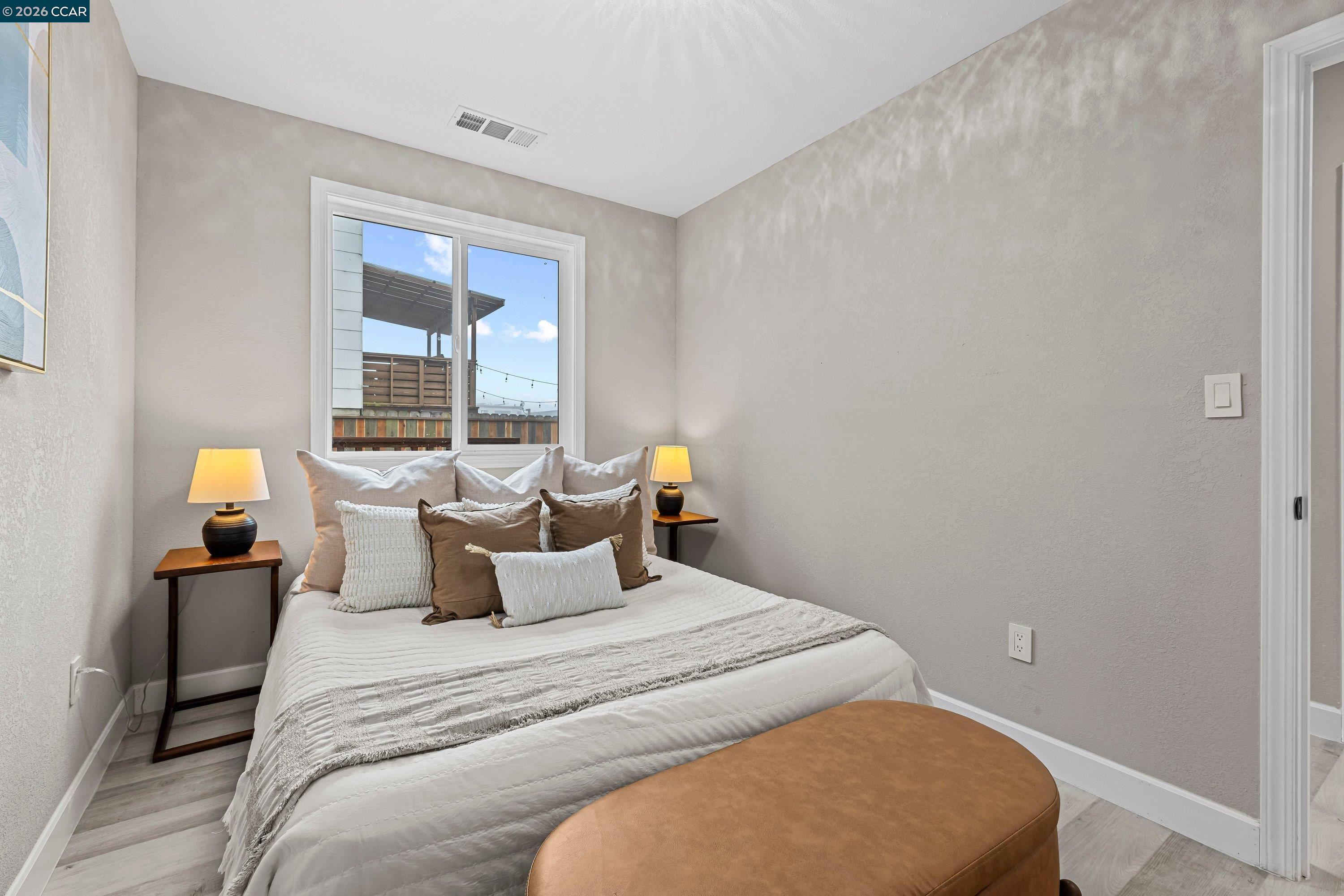 Detail Gallery Image 21 of 48 For 390 Guttenberg St, Daly City,  CA 94014 - 3 Beds | 2 Baths