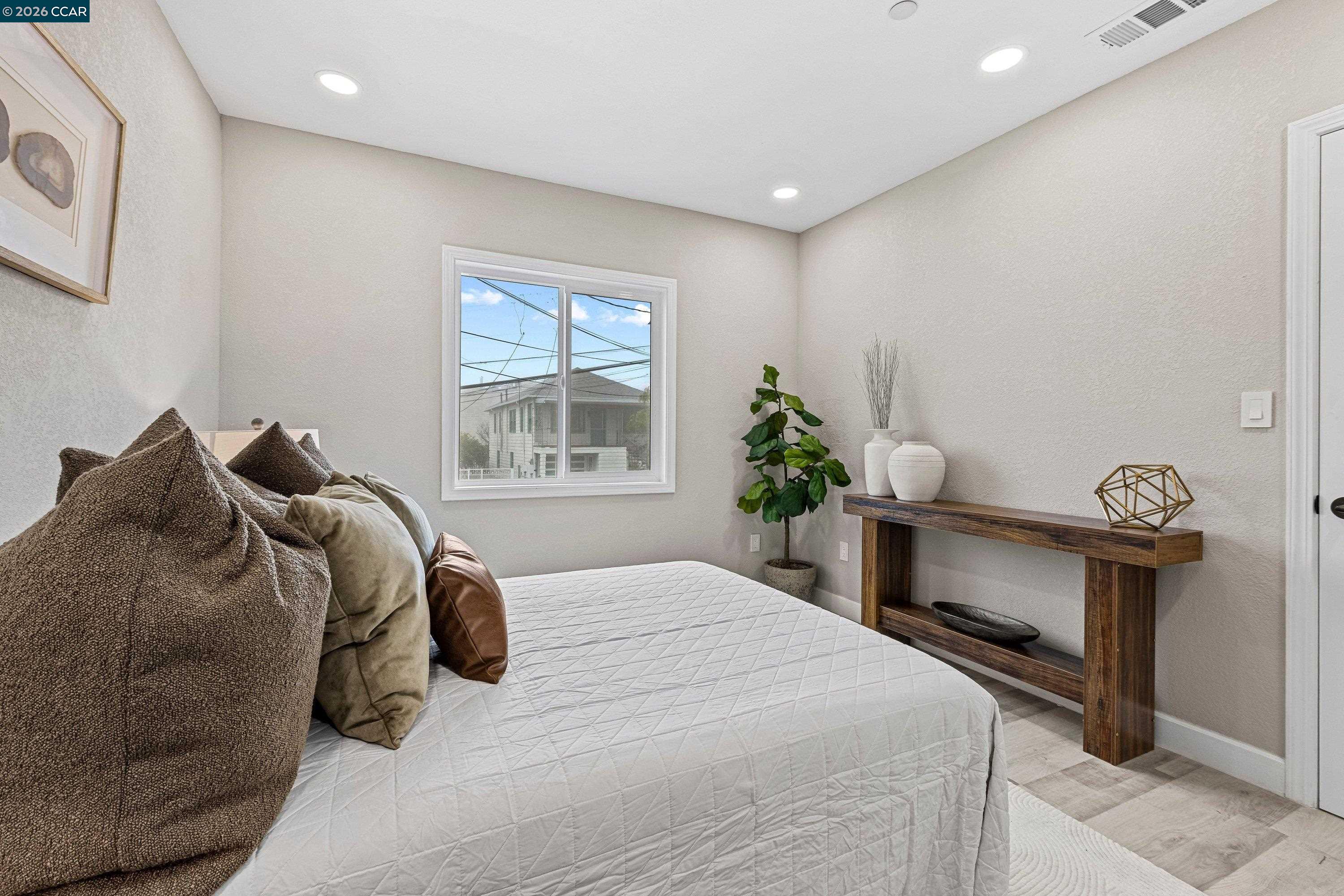 Detail Gallery Image 26 of 48 For 390 Guttenberg St, Daly City,  CA 94014 - 3 Beds | 2 Baths