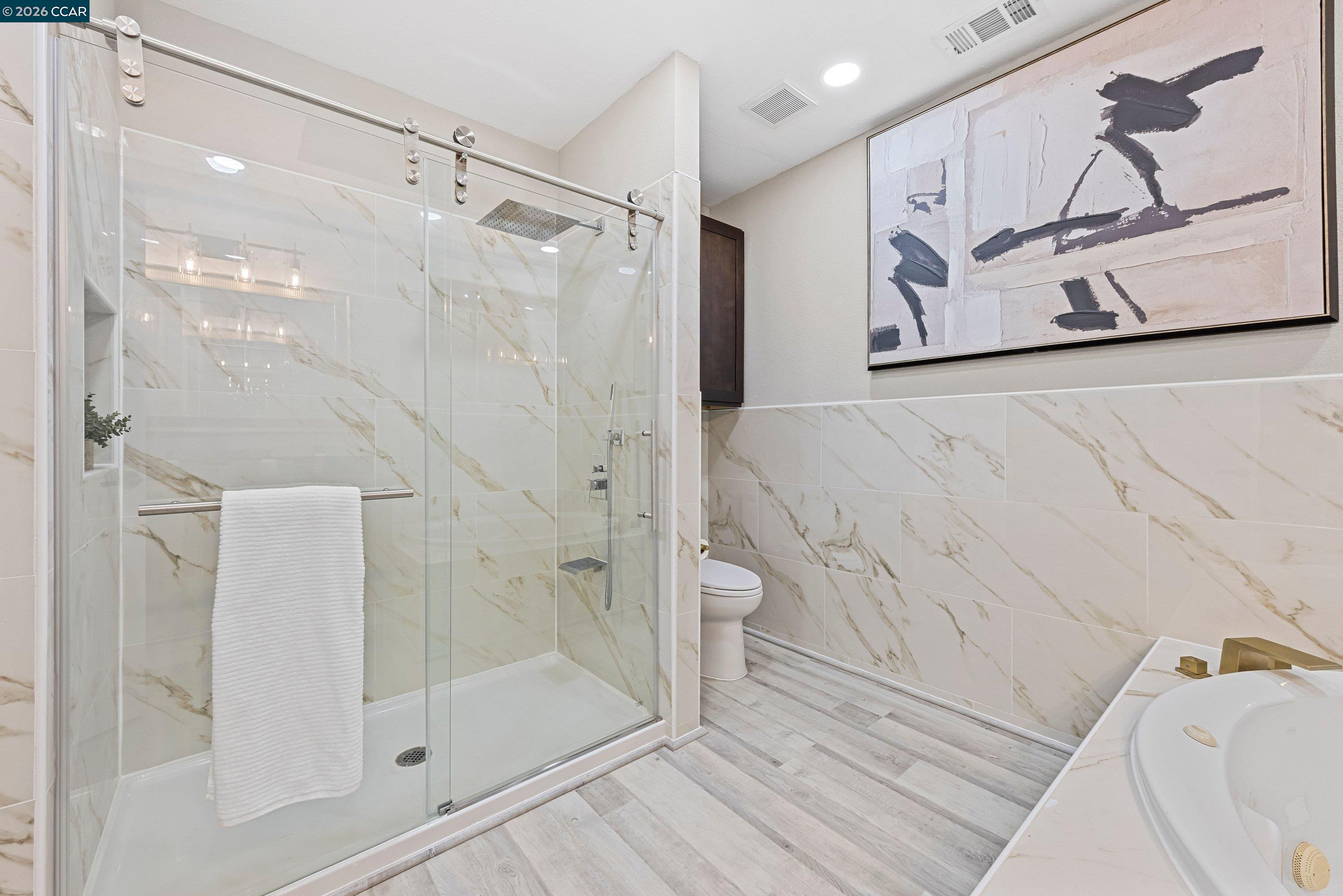 Detail Gallery Image 30 of 48 For 390 Guttenberg St, Daly City,  CA 94014 - 3 Beds | 2 Baths